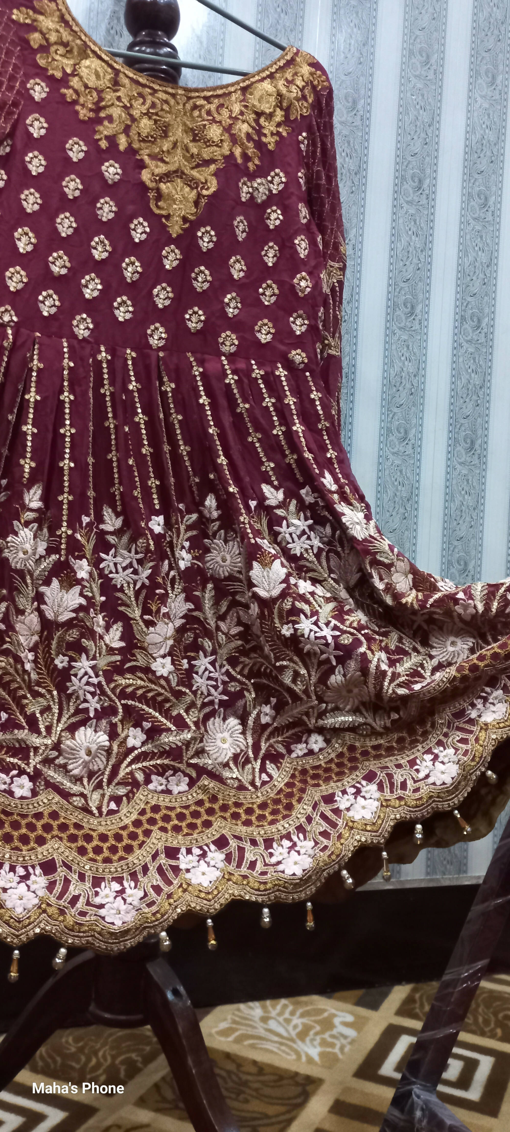 Elegant Maroon Dress | Four Piece Dress | Ghararas, Shararas & Lehangas | Medium | Preloved