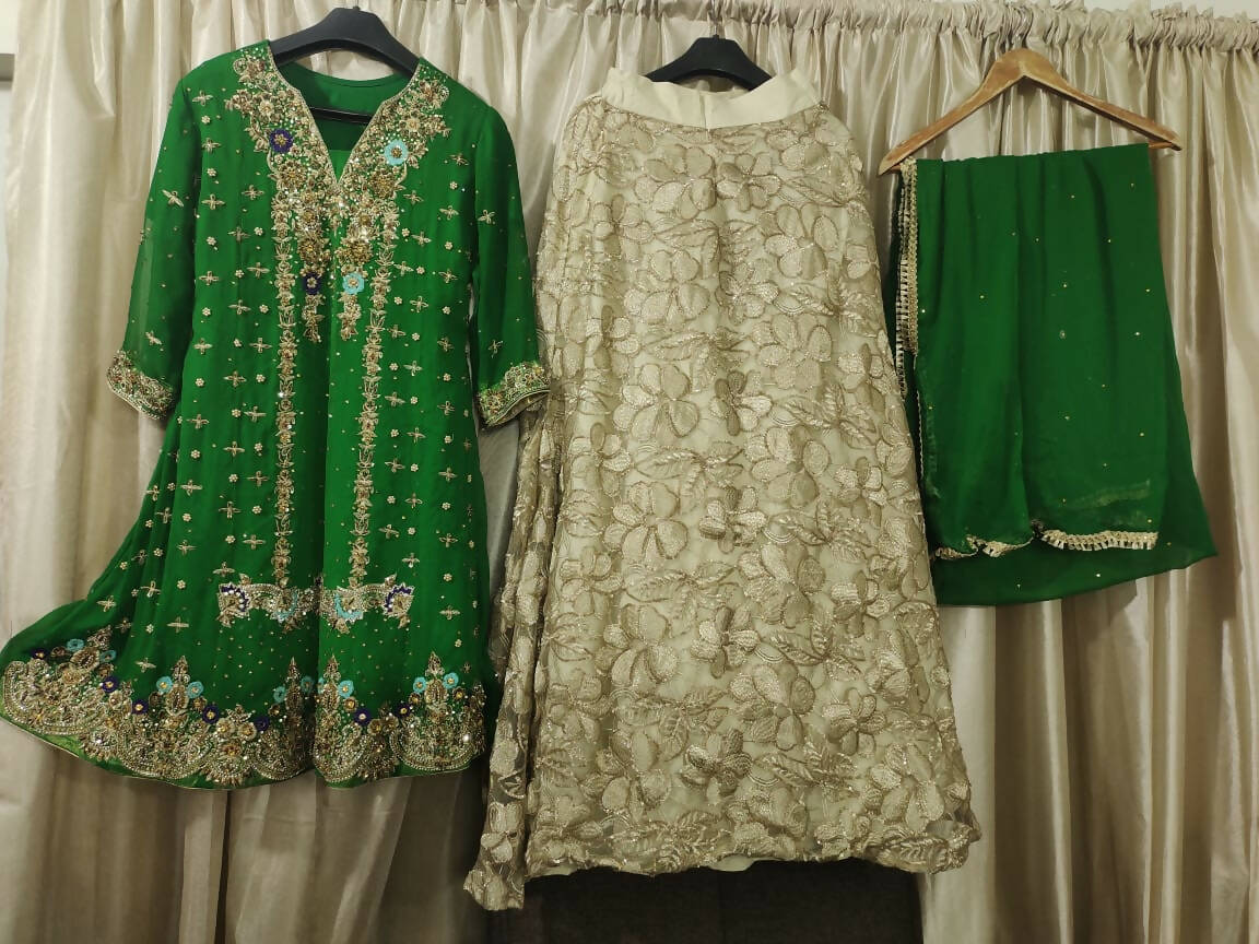 Stylish Formal Suit | Women Locally Made Formals | Medium | Preloved