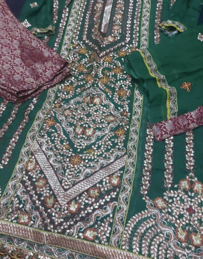 Embroidered Suit with Gotta Work | Women Locally Made Formals | X Large | Worn Once