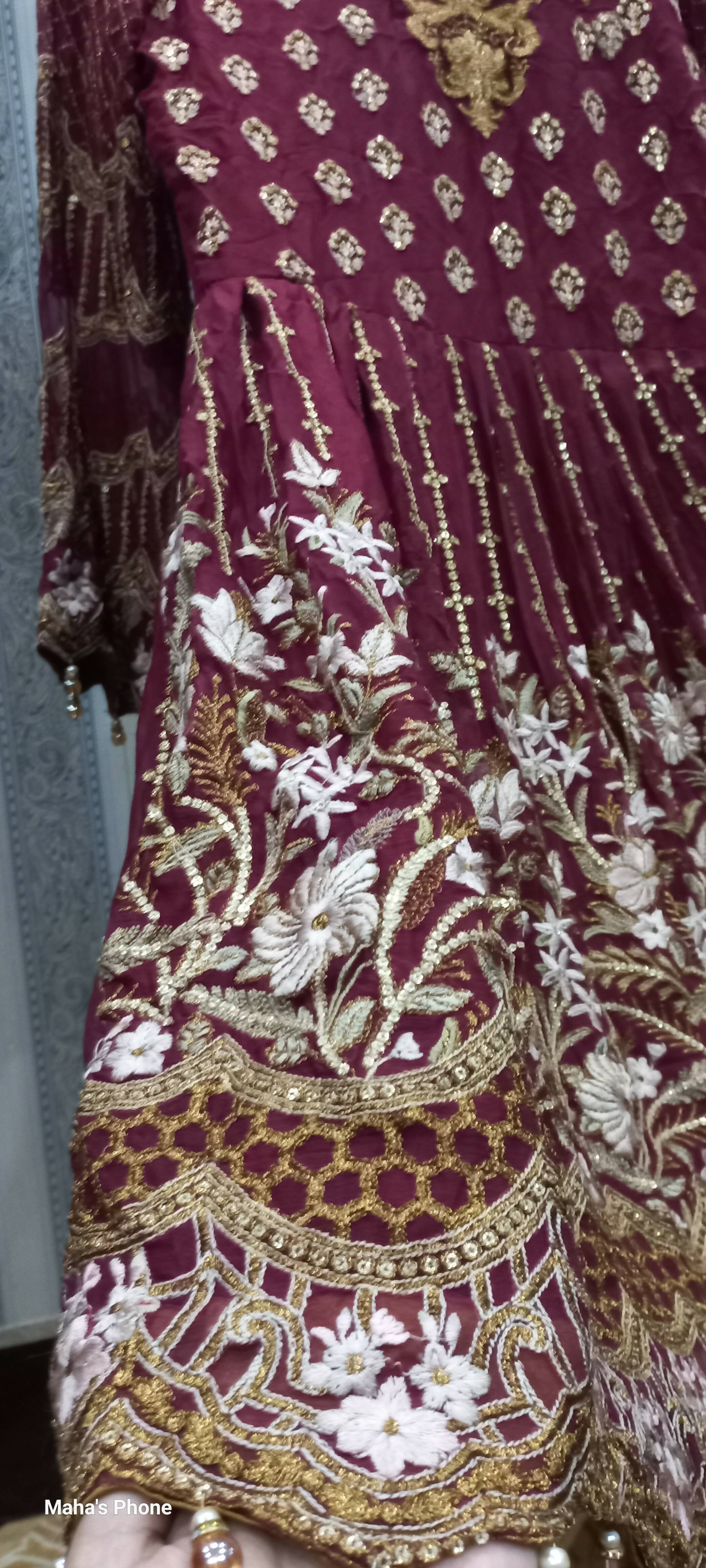 Elegant Maroon Dress | Four Piece Dress | Ghararas, Shararas & Lehangas | Medium | Preloved