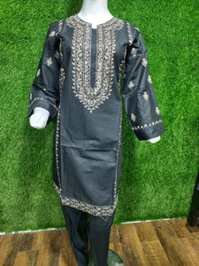 Agha Noor | Black Embroidered 2 Piece Suit | Women Locally Made Kurtas | Brand New