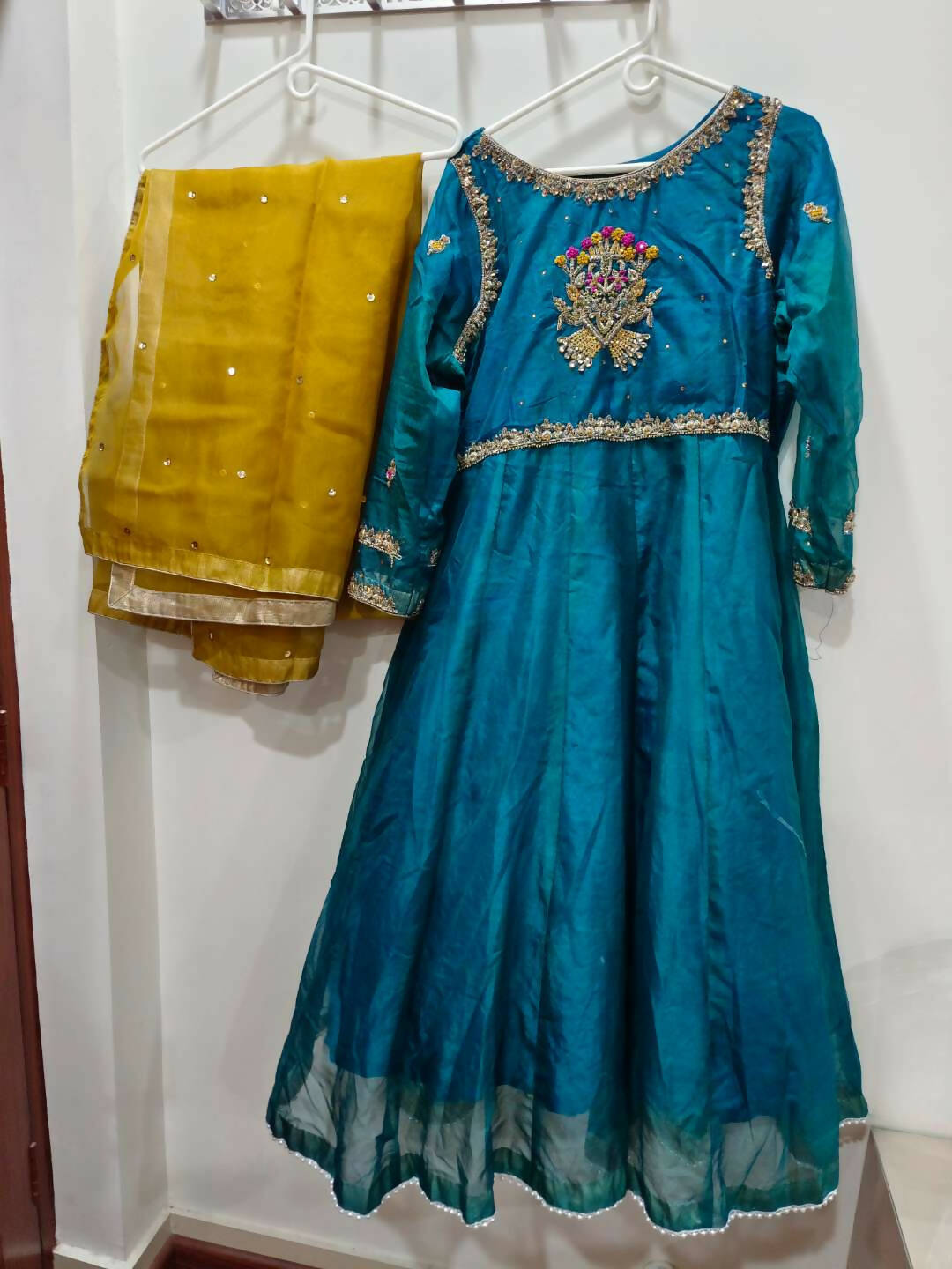 Formal Frock Suit | Women Frocks & Maxis | Large | Preloved