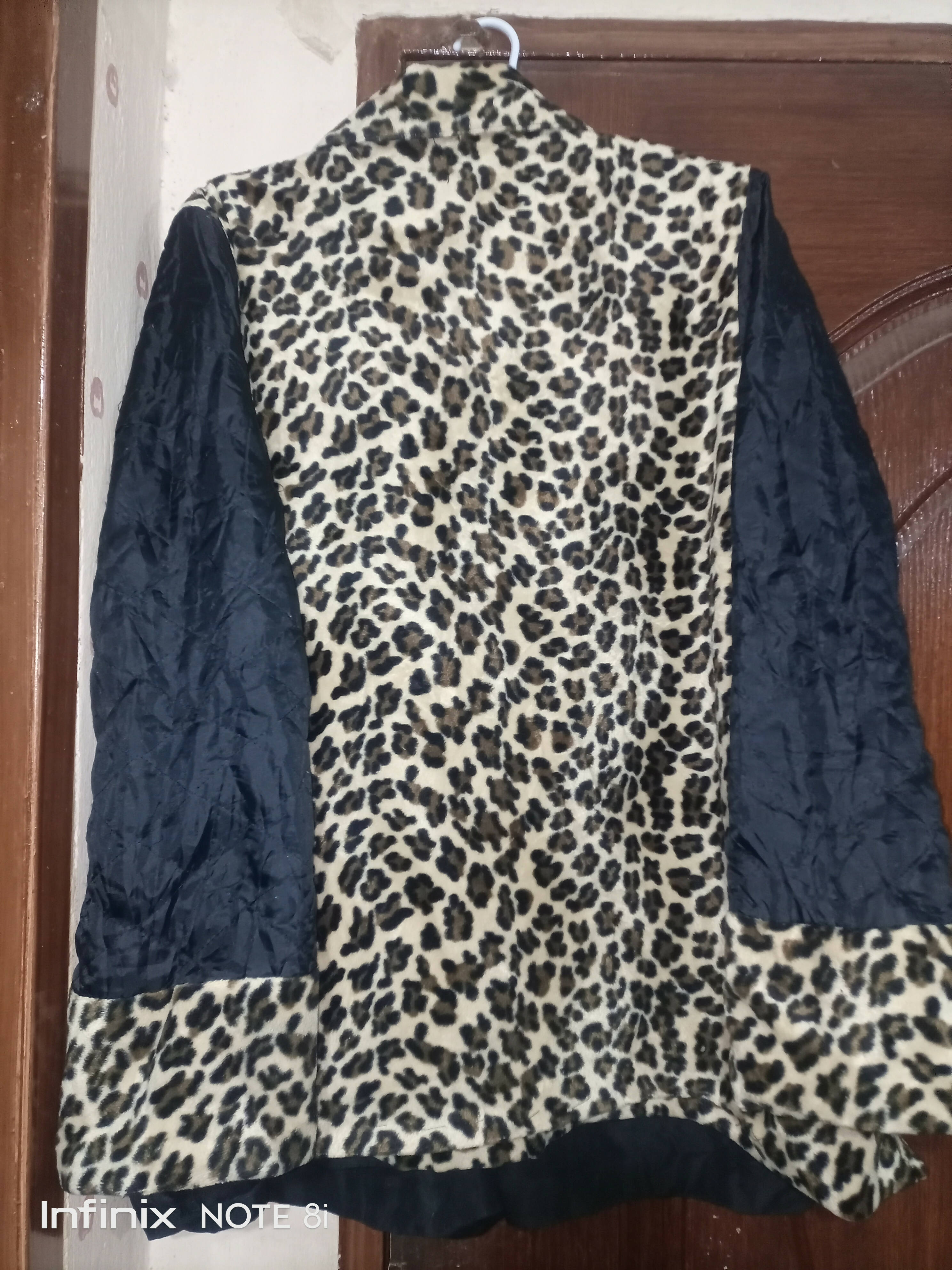 Winter coat (Size: L ) | Women Sweater & Jackets | Worn Once