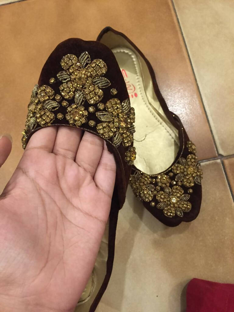 Handwork Velvet Maroon Khussa | Women Shoes | Worn Once