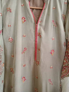 2 PC formal Shirt Dupatta | Women Locally Made Kurta | Small| Worn Once