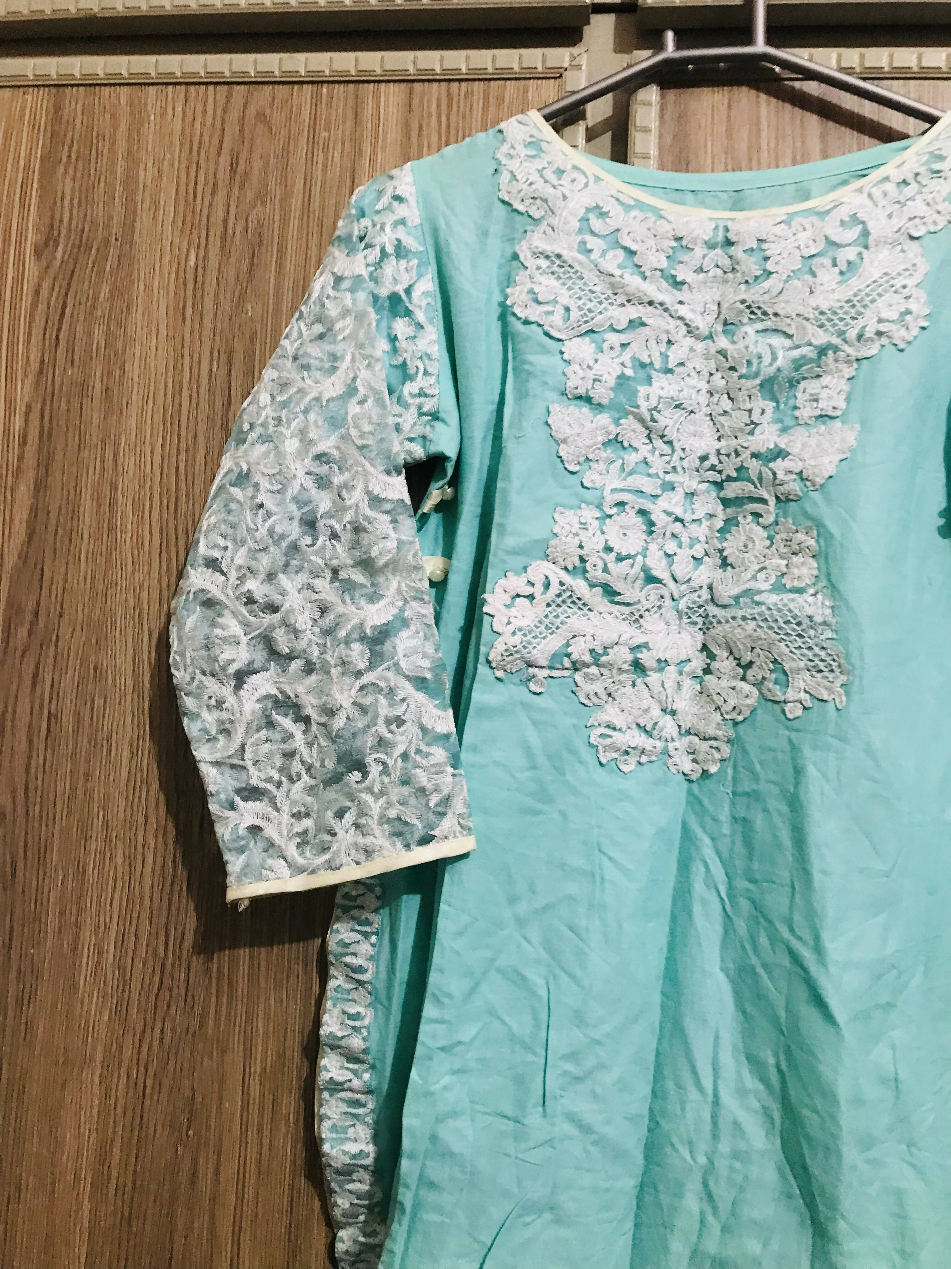 Lawn Embroided Kurta | Women Locally Made Kurta | Medium | Worn Once