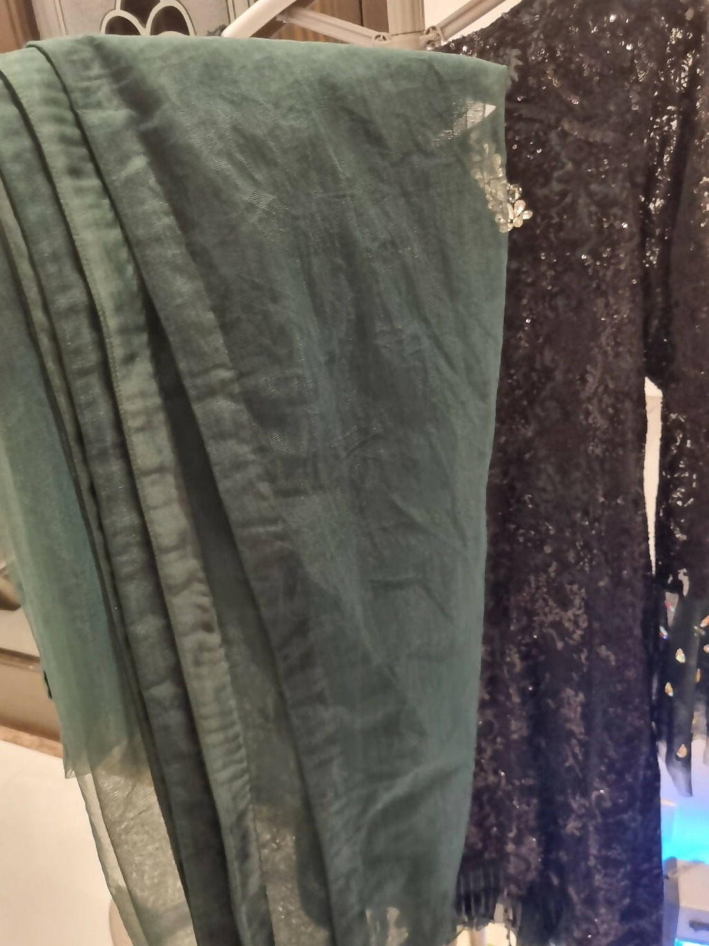 Threads & Motifs | Women Formals | X-Large | Preloved