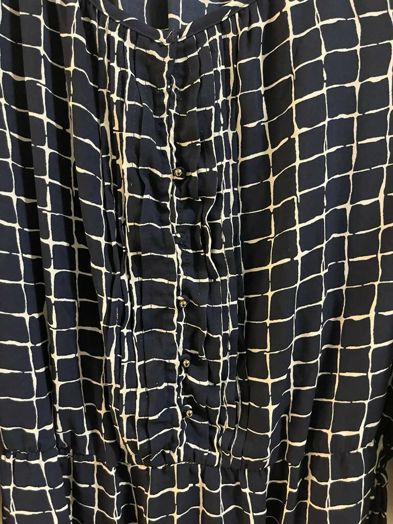 Daniel Rainn | Women Tops & Shirts | Medium | Preloved