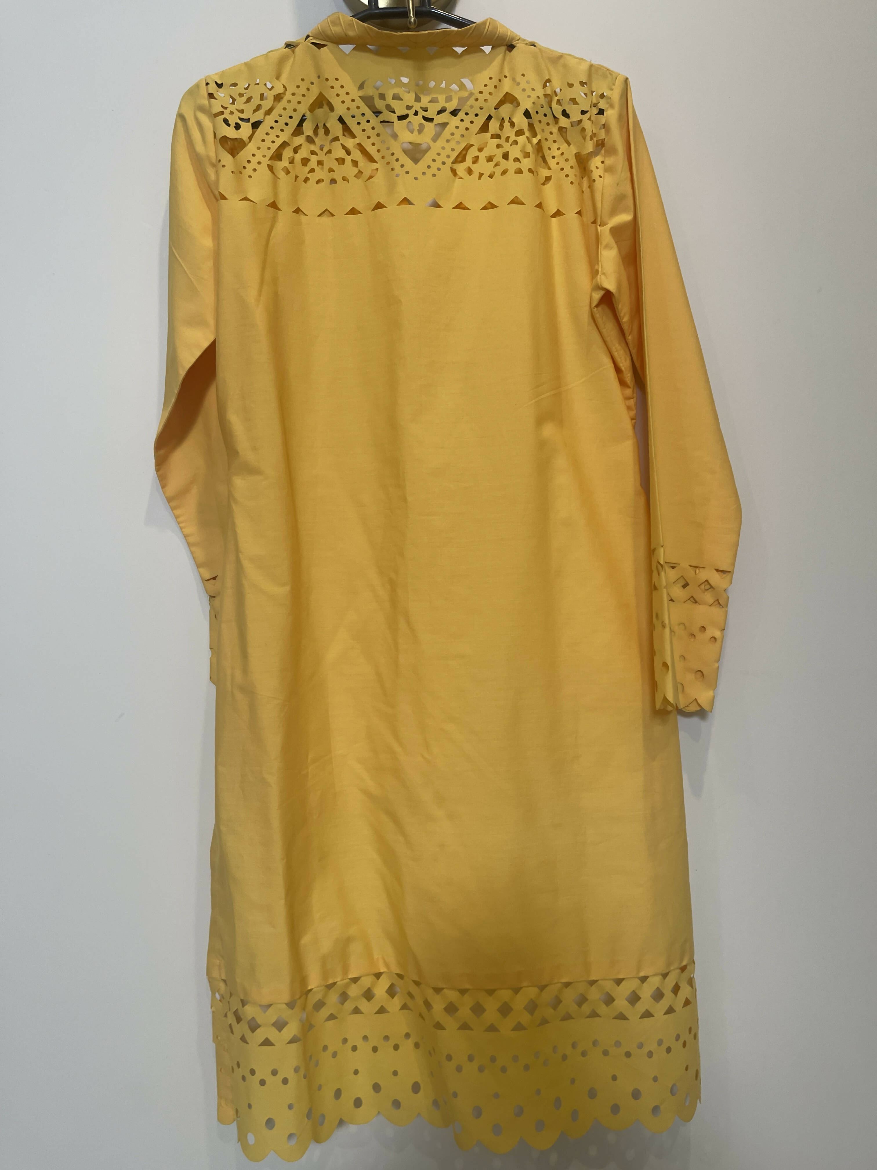 Hina Rathore | Yellow Kurta | Women Branded Kurta | Medium | New