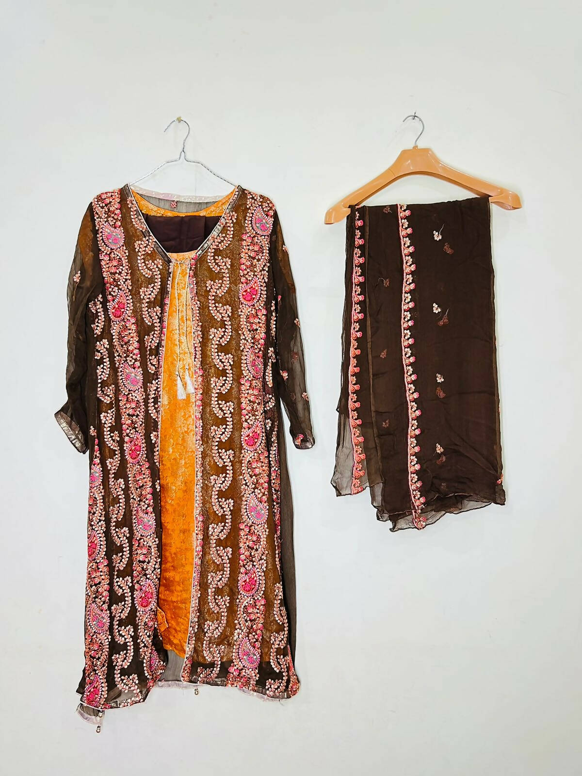 Chiffon embroidered suit | Women Locally Made Formals | Medium | Preloved