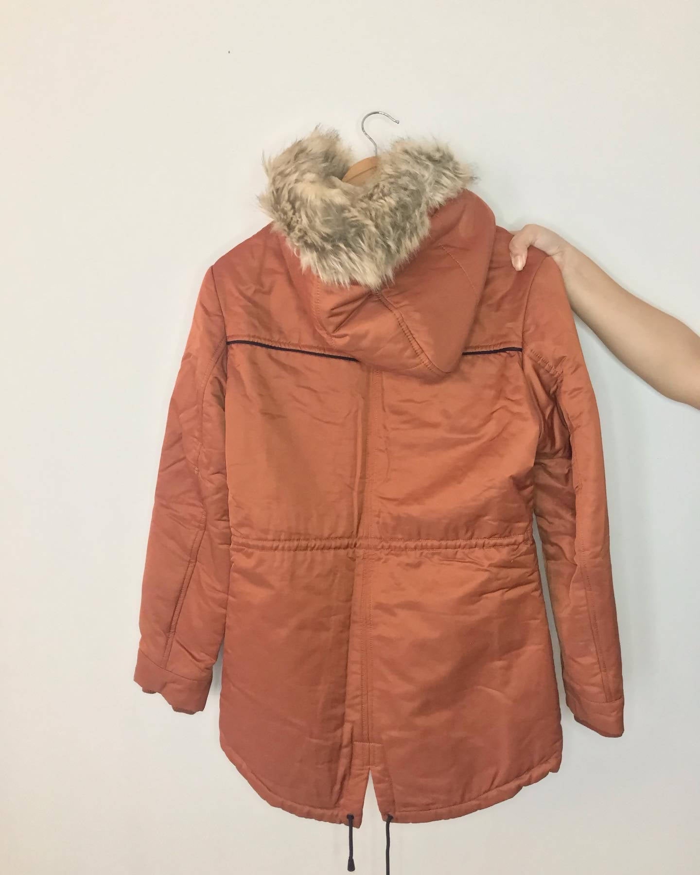 Mudo Turkey | Rust Winter Zip-front Detachable Hooded Coat Multi-Pocket Parka |Women Sweaters & Jackets |Samll to Medium | Worn Once