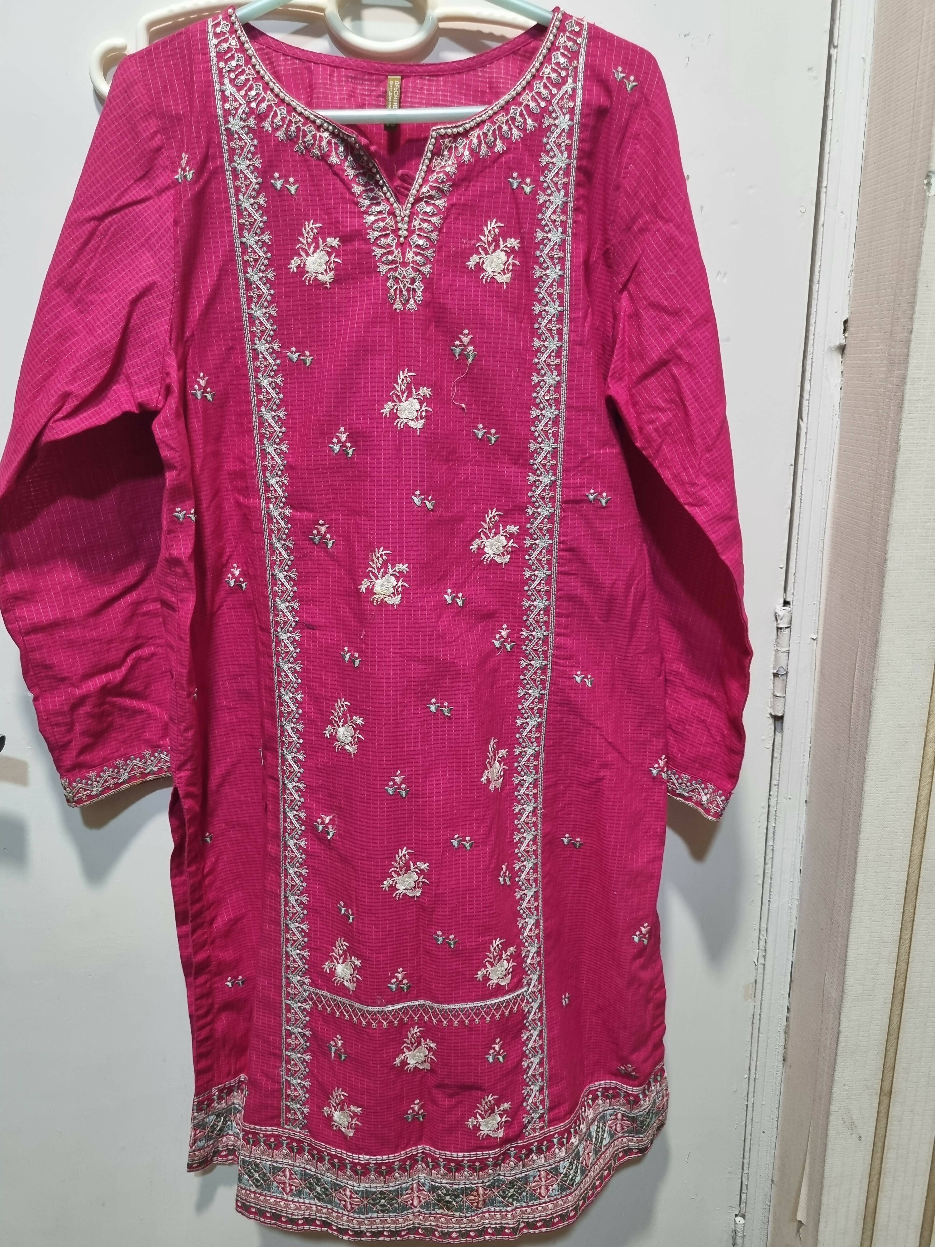 Beechtree | 2 Pc Embroidered Suit | Women Branded Kurta | Small | Worn Once