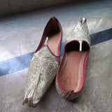 Unisex Golden Khussa | Men Accessories & Footwear | Size: 38 | New