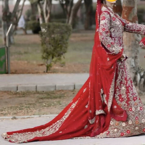 Heavy Handwork Bridals Suit | Women Bridals | Medium | Worn Once