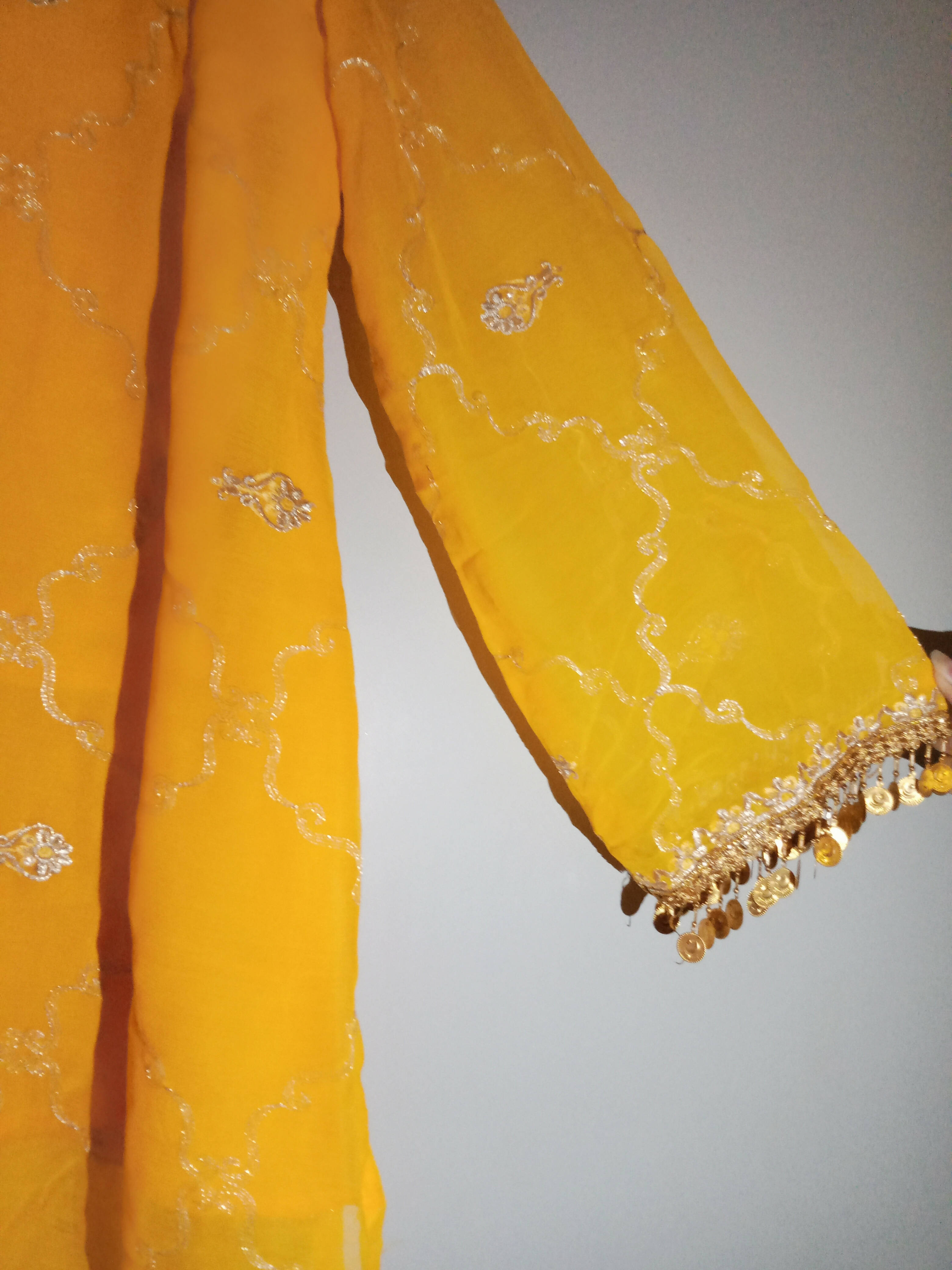 Yellow Mayoun Suit | Women Locally Made Formals| Medium | Preloved