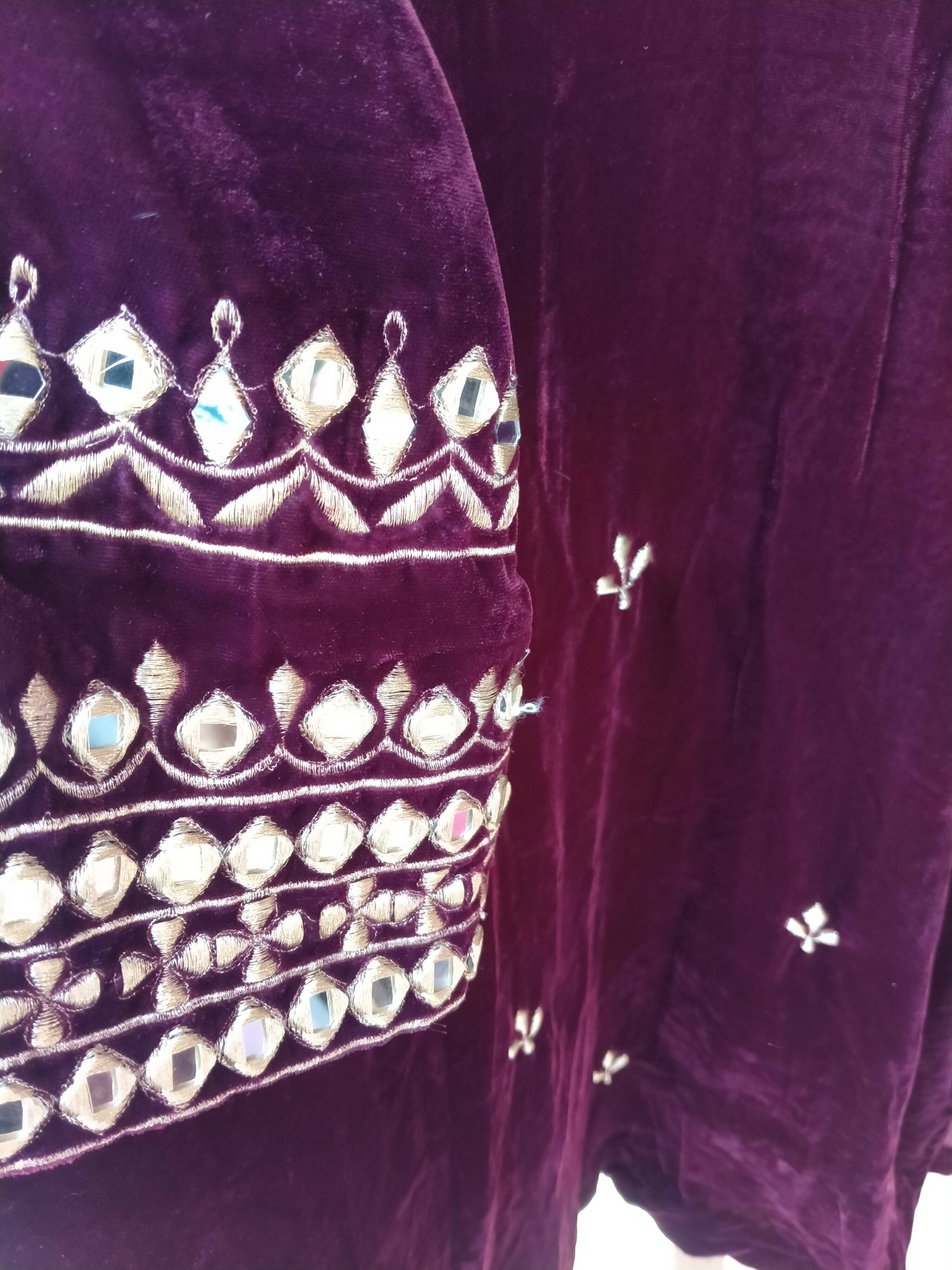 Purple Velvet Kurta & Dupatta | Women Locally Made Formals | Medium | Worn Once