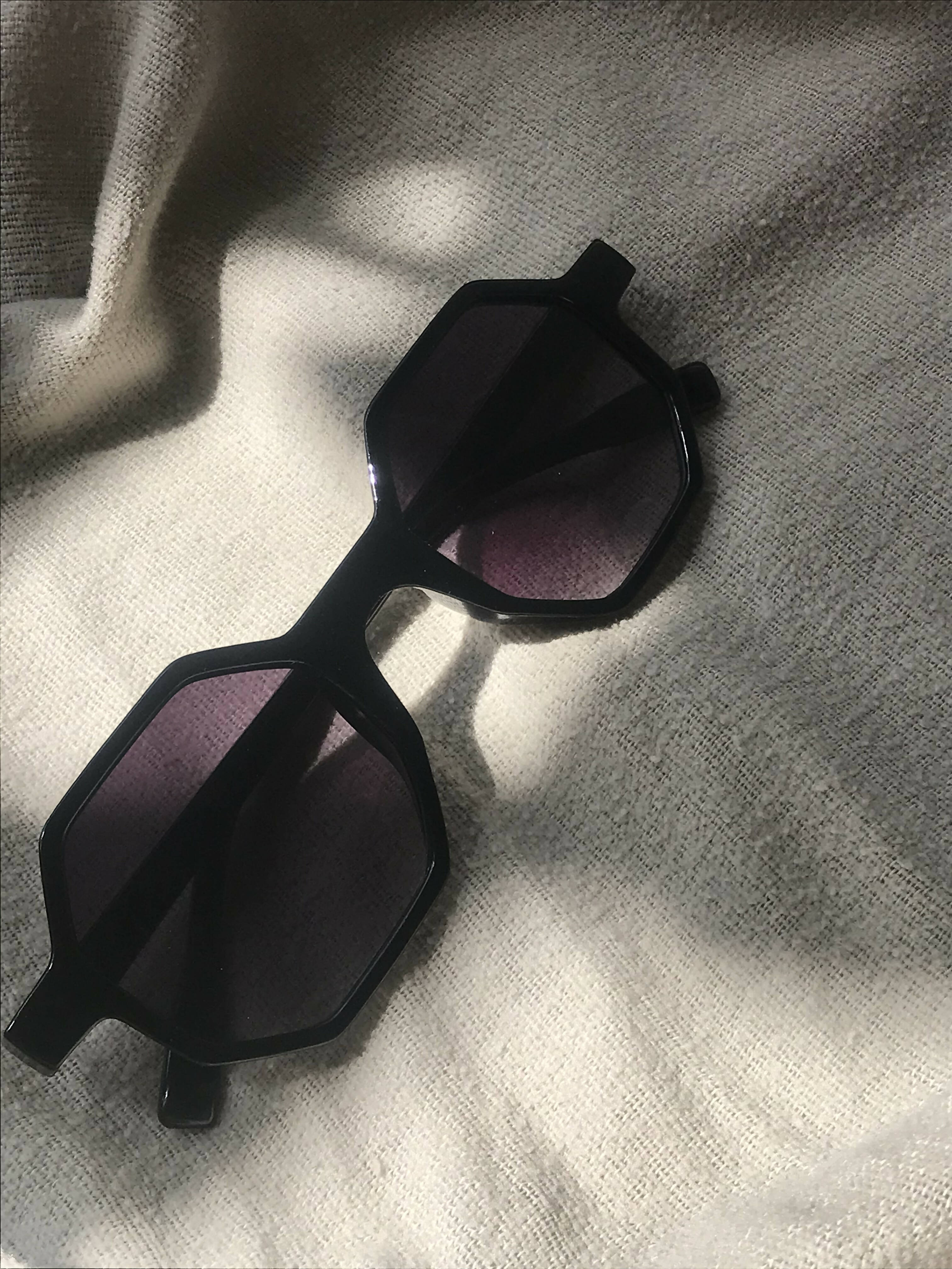 Black Shades | Elegant Sunglasses | Women Accessories | New