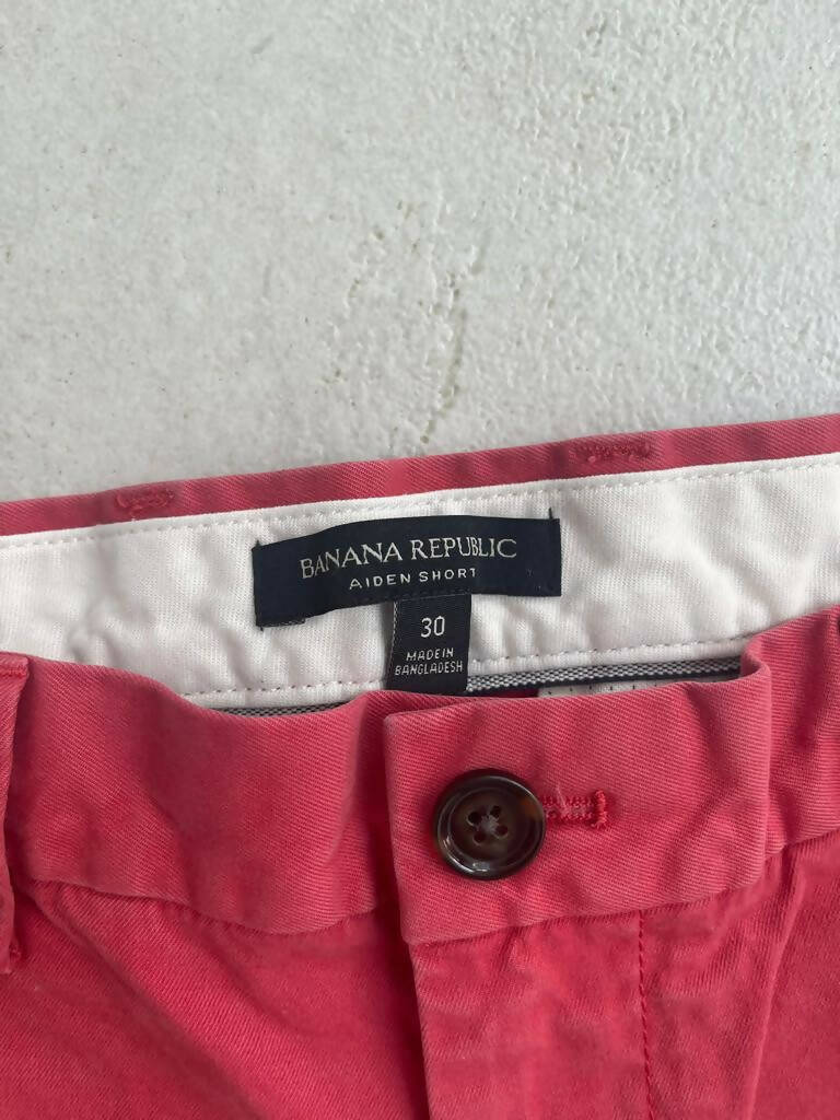 Banana Republic | Men Jeans & Bottoms | Medium | Preloved