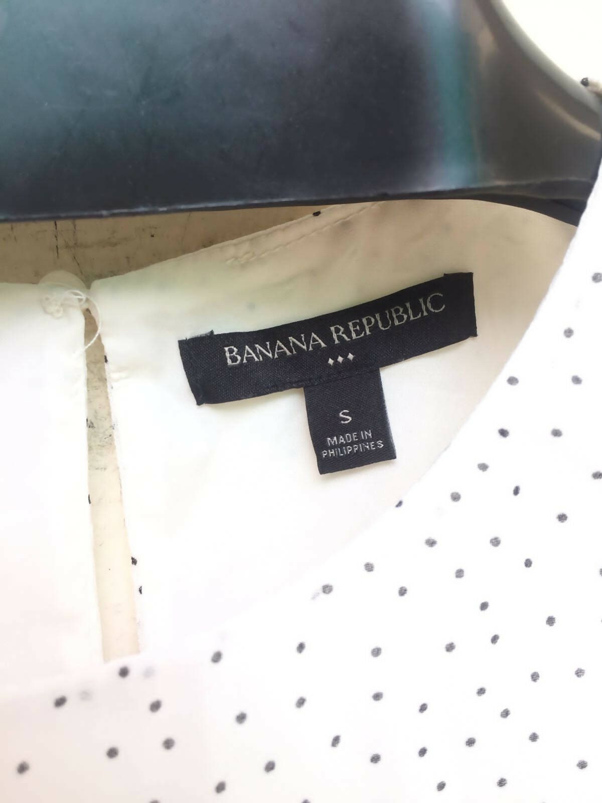 Banana Republic | White Top | Women Tops & Shirts | Worn Once
