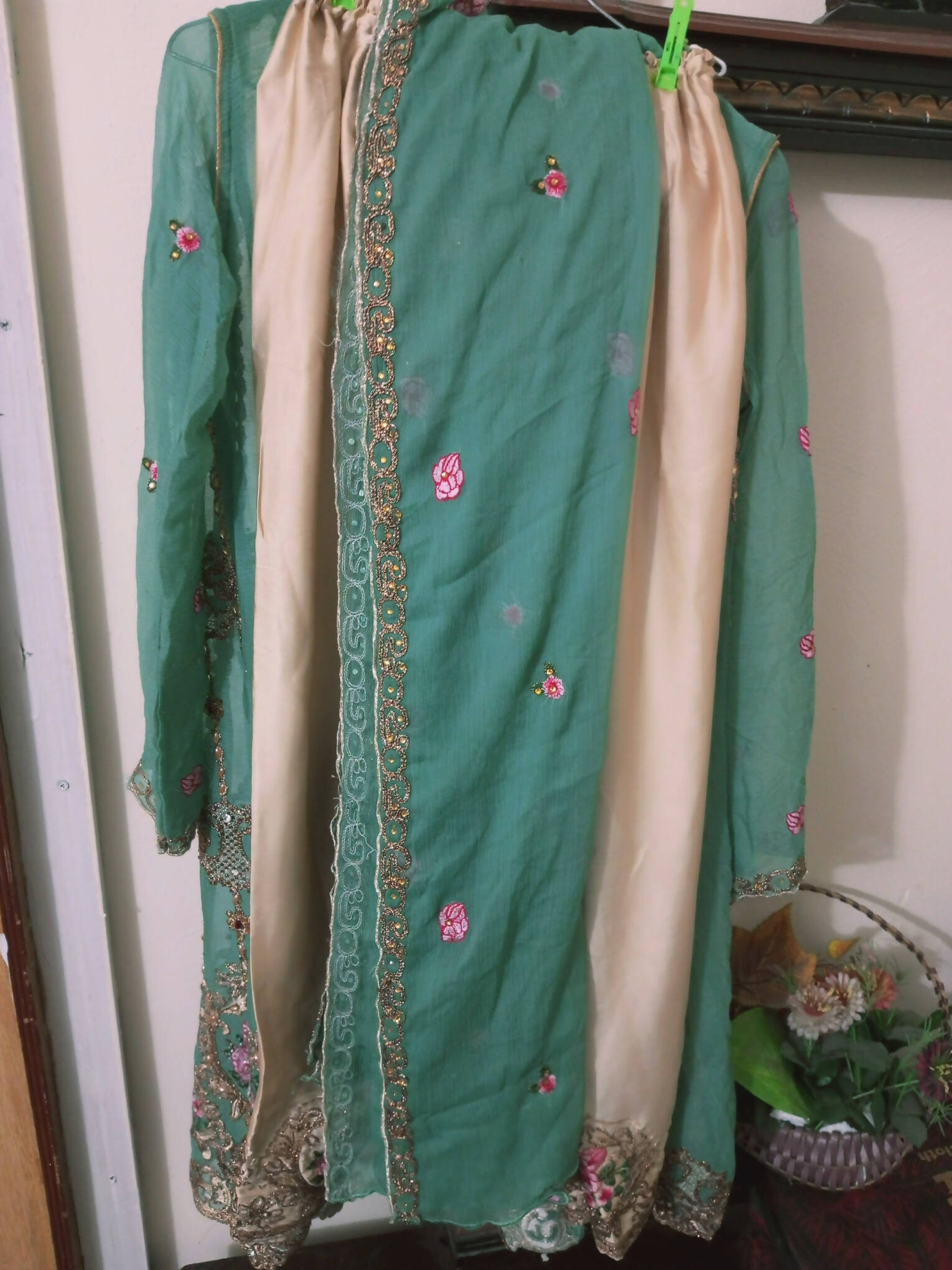 Wedding Wear | Beautiful Dress (Size: M ) | Women Frocks & Maxis | Preloved