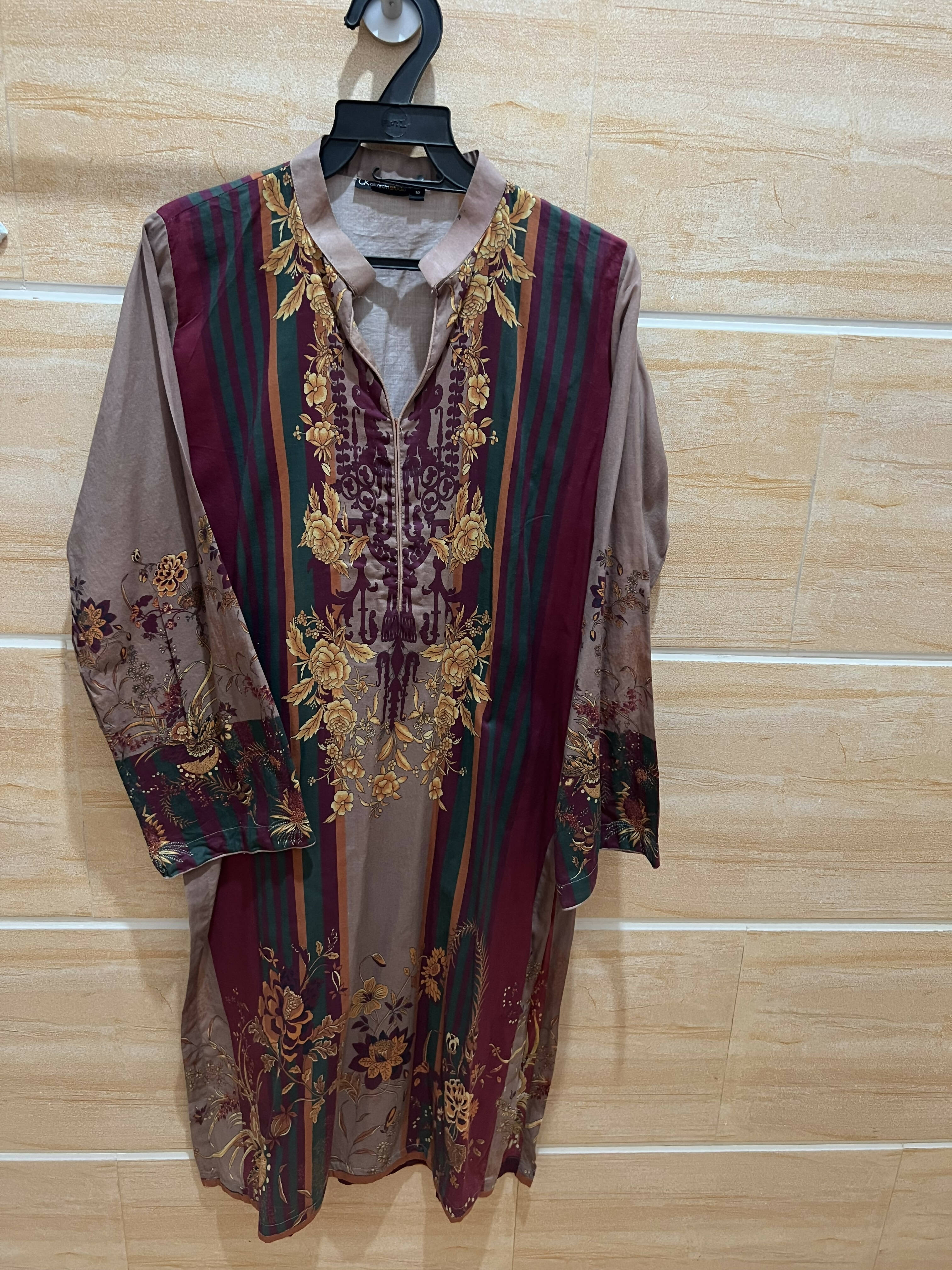 Alkaram | Women Branded Kurta | Small | Preloved