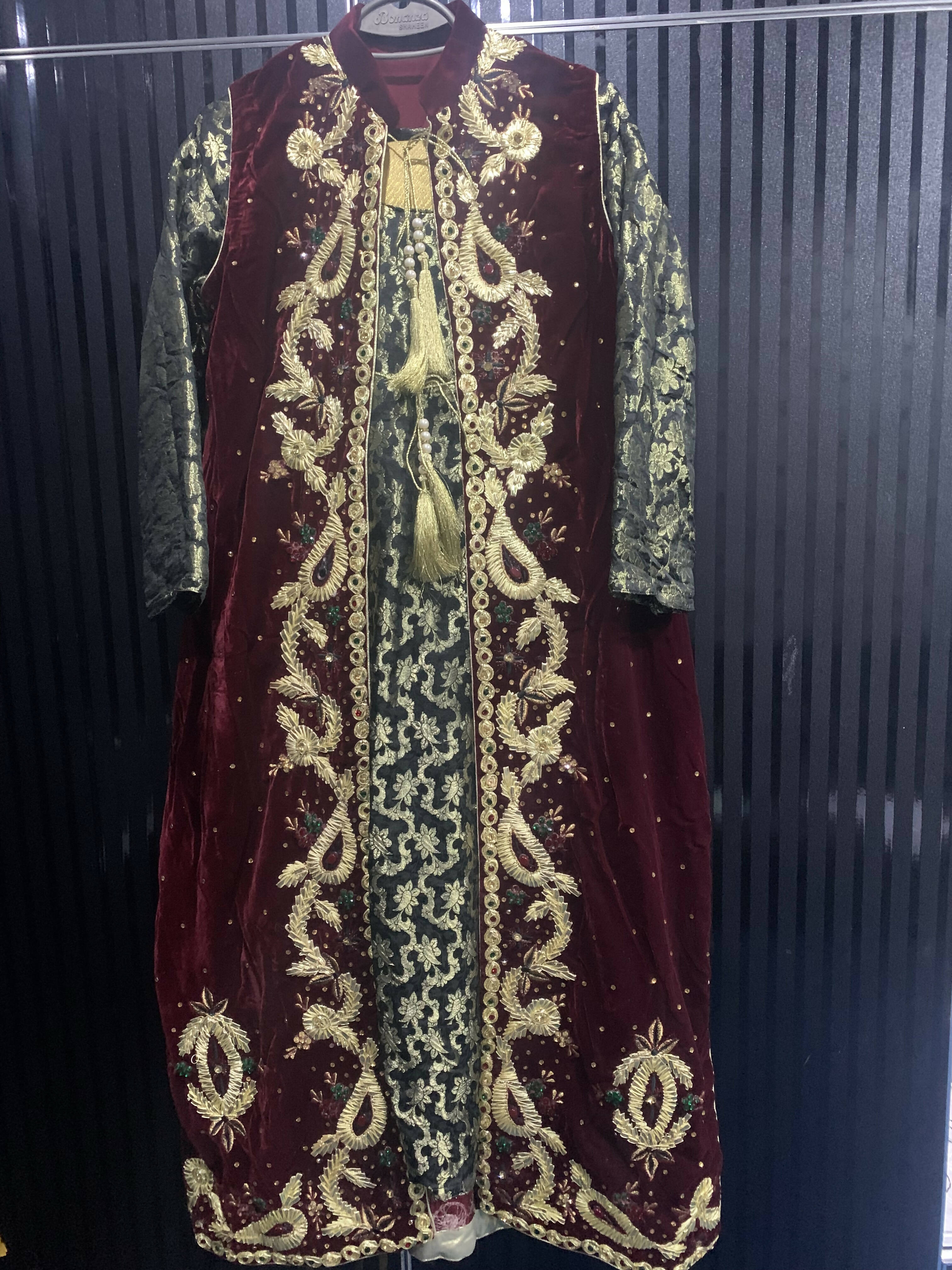 Velvet Gown Embroidered with Tilla Gotta and Stones (Size: XL) | Women Formals | Preloved