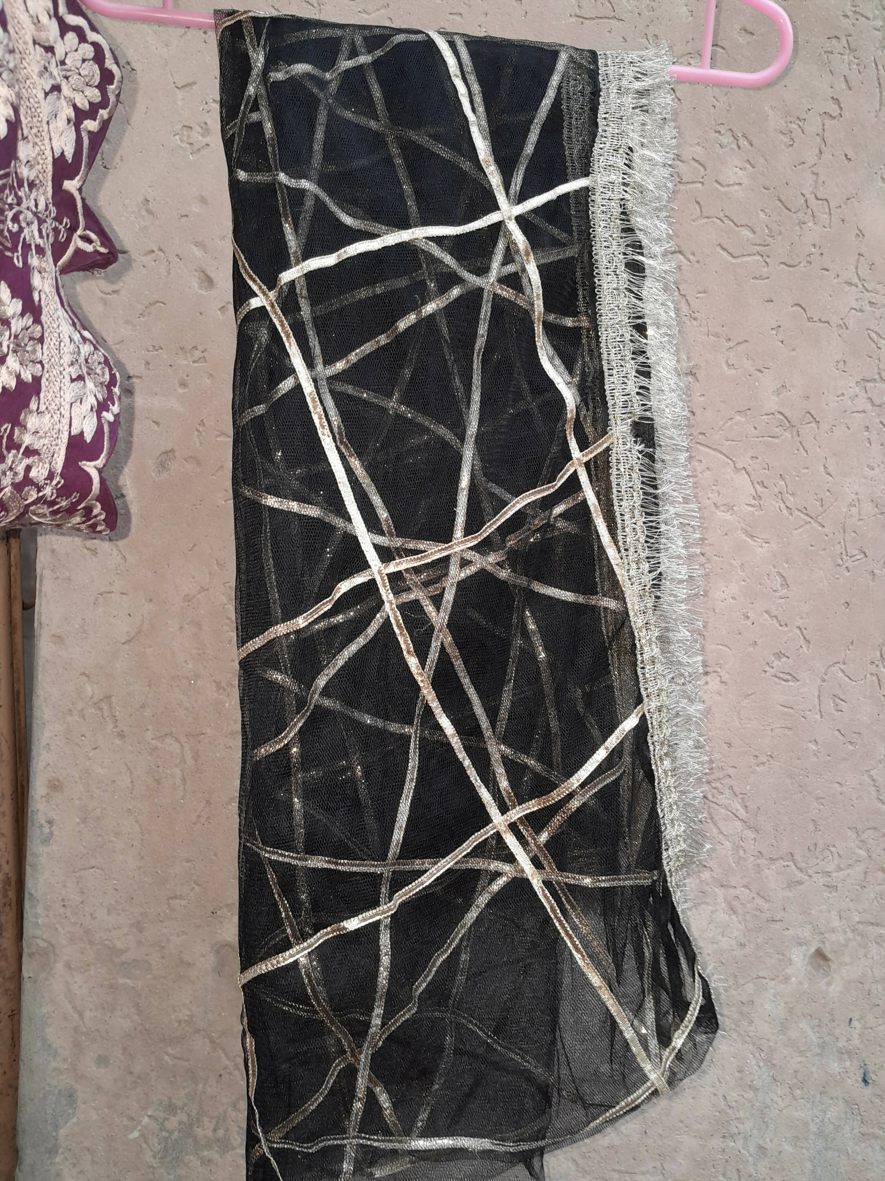 Fancy net dupatta (Size: L ) | Women Accessories | Preloved