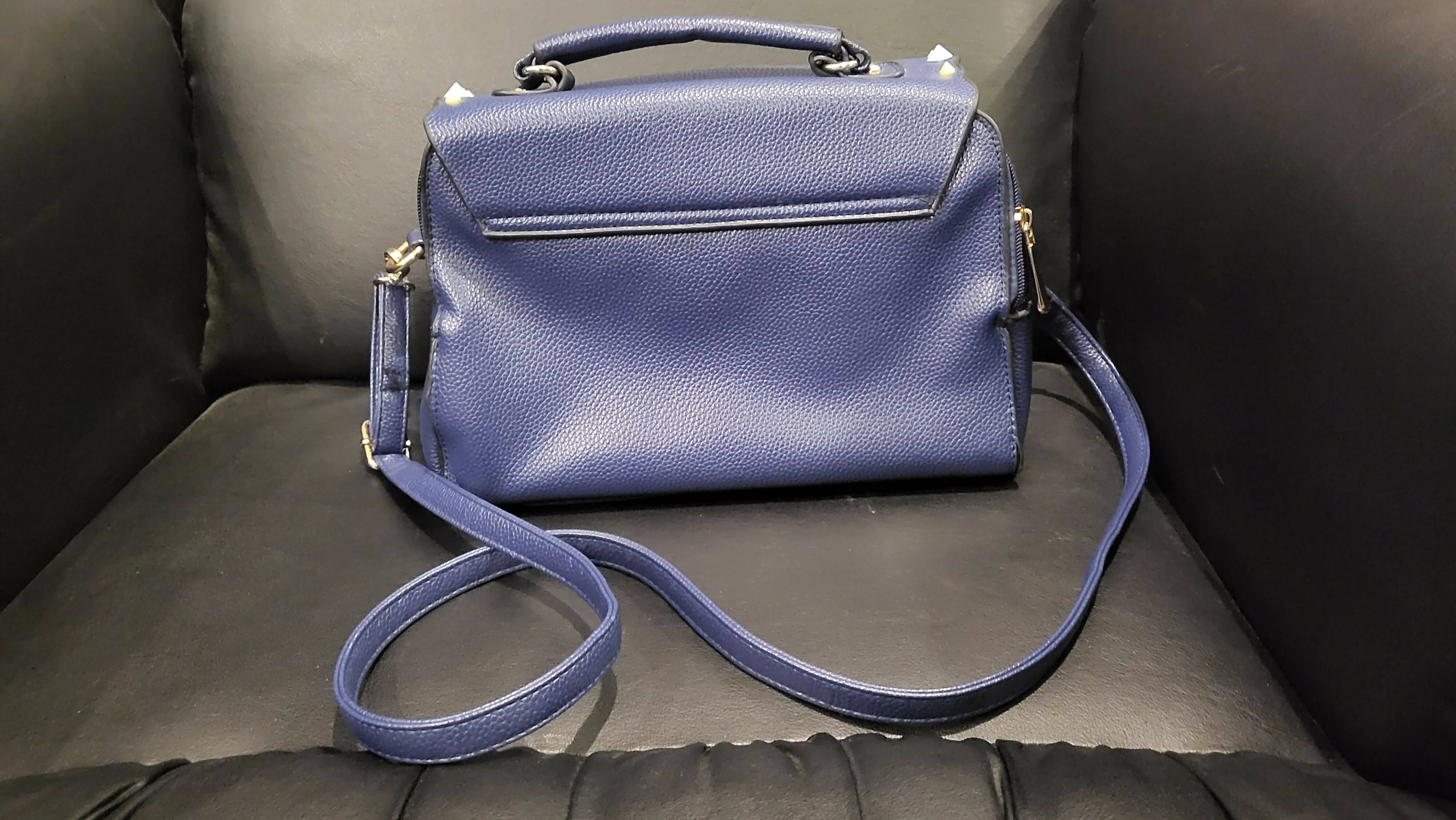 Ideas | Women Bags | Medium | Preloved