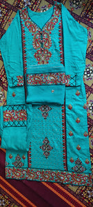 Stylish Embroided Suit | Women Locally Made Formals | Medium | Preloved