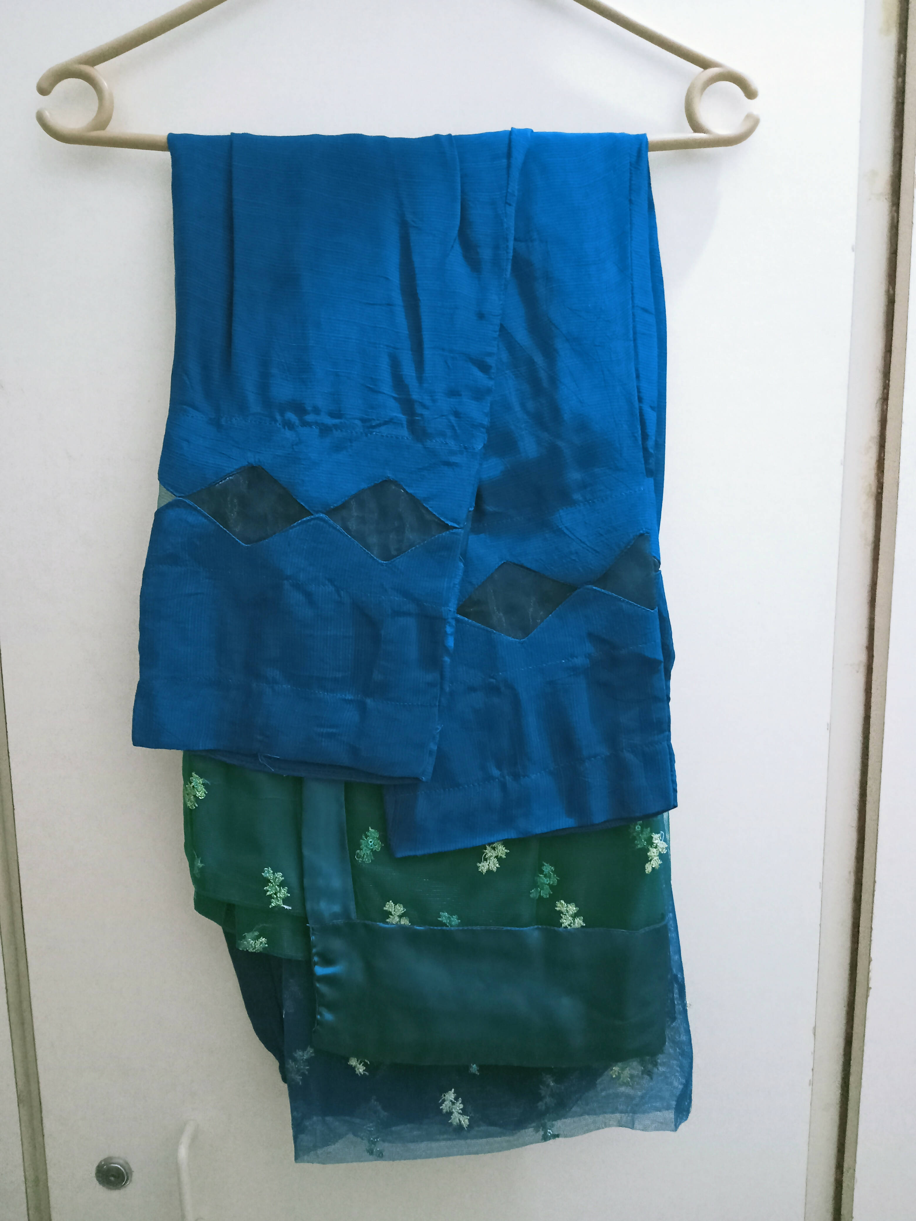 Blue Descent Kurta | Women Kurtas & Shalwar Kameez | Small | Worn Once