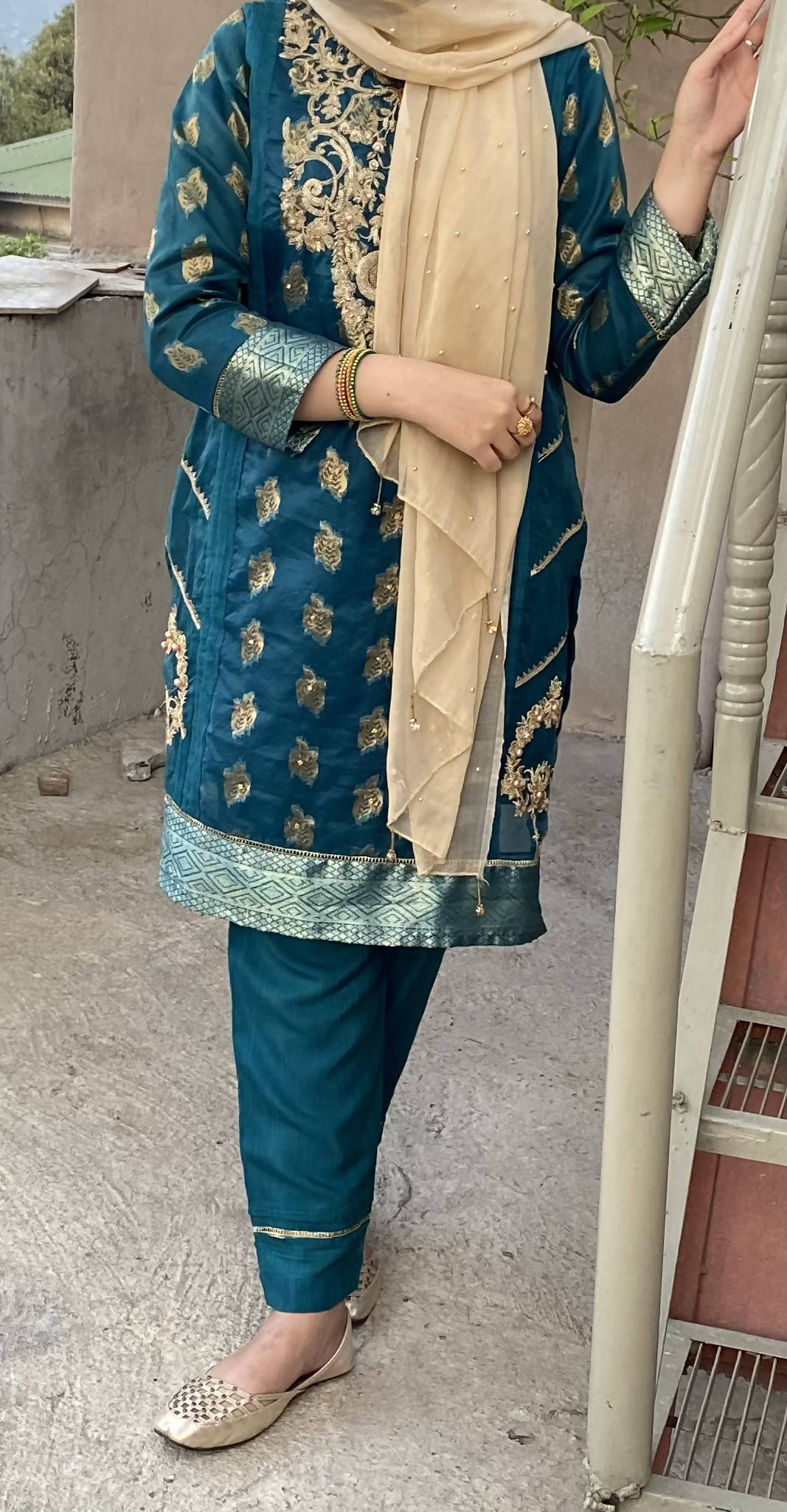 Sea Green 2 PC | Women Locally Made Kurta | Medium | Worn Once