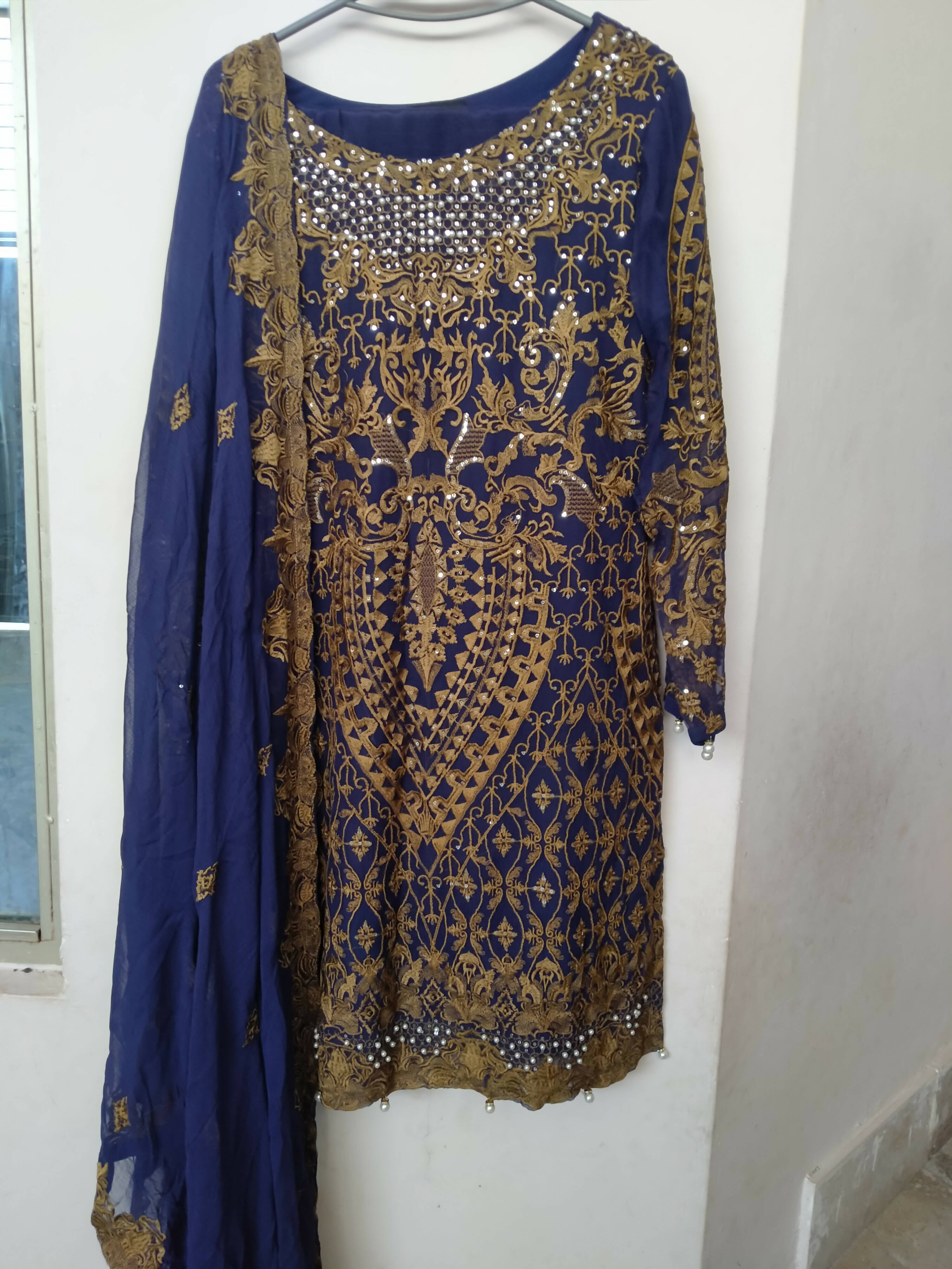 Fancy Formal Dress (Size: M ) | Women Formals | Worn Once