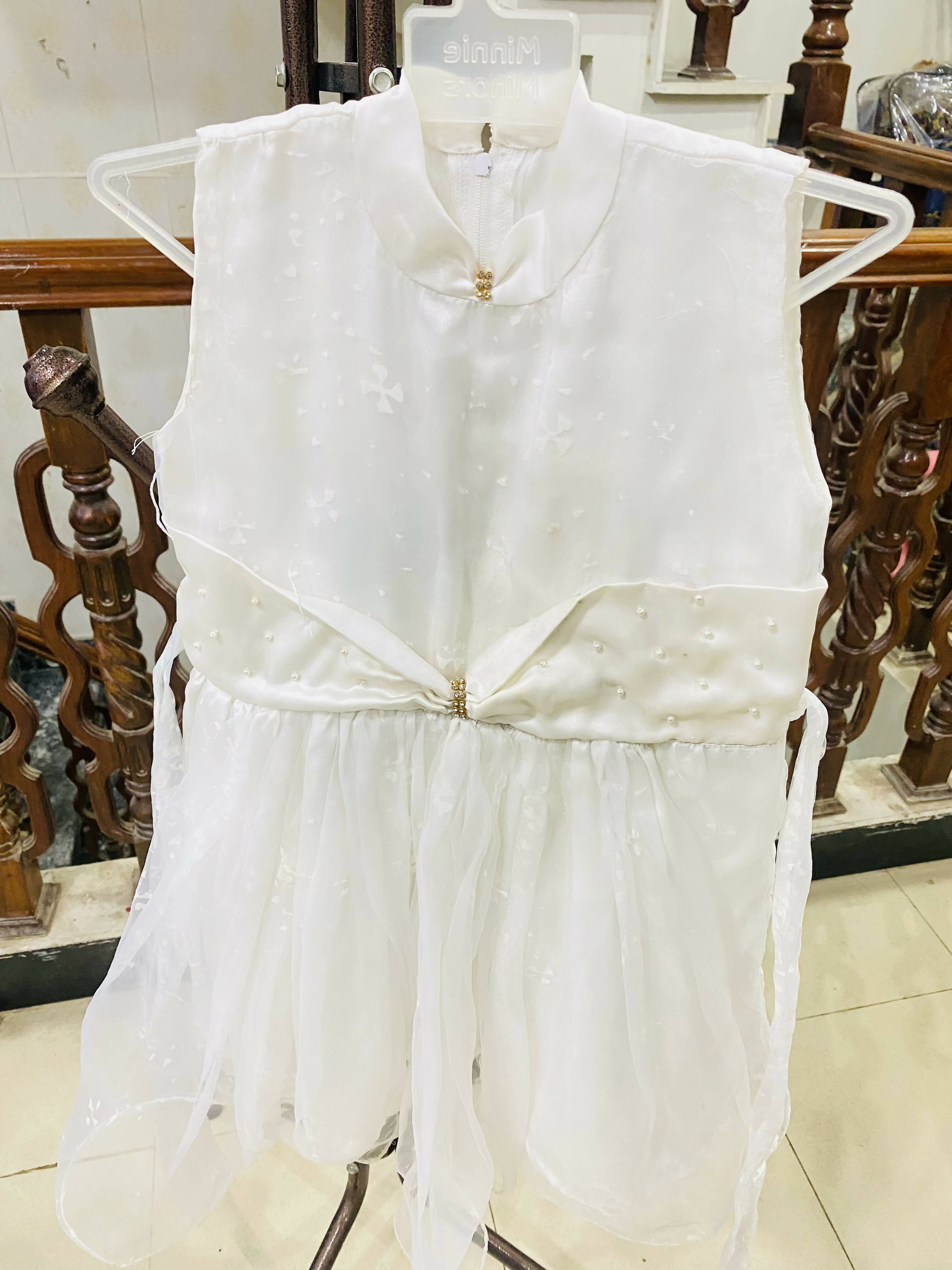 White Frock ( Size: Suitable For 3 to 4 Year Old ) | Girls Skirt & Dresses | Worn Once