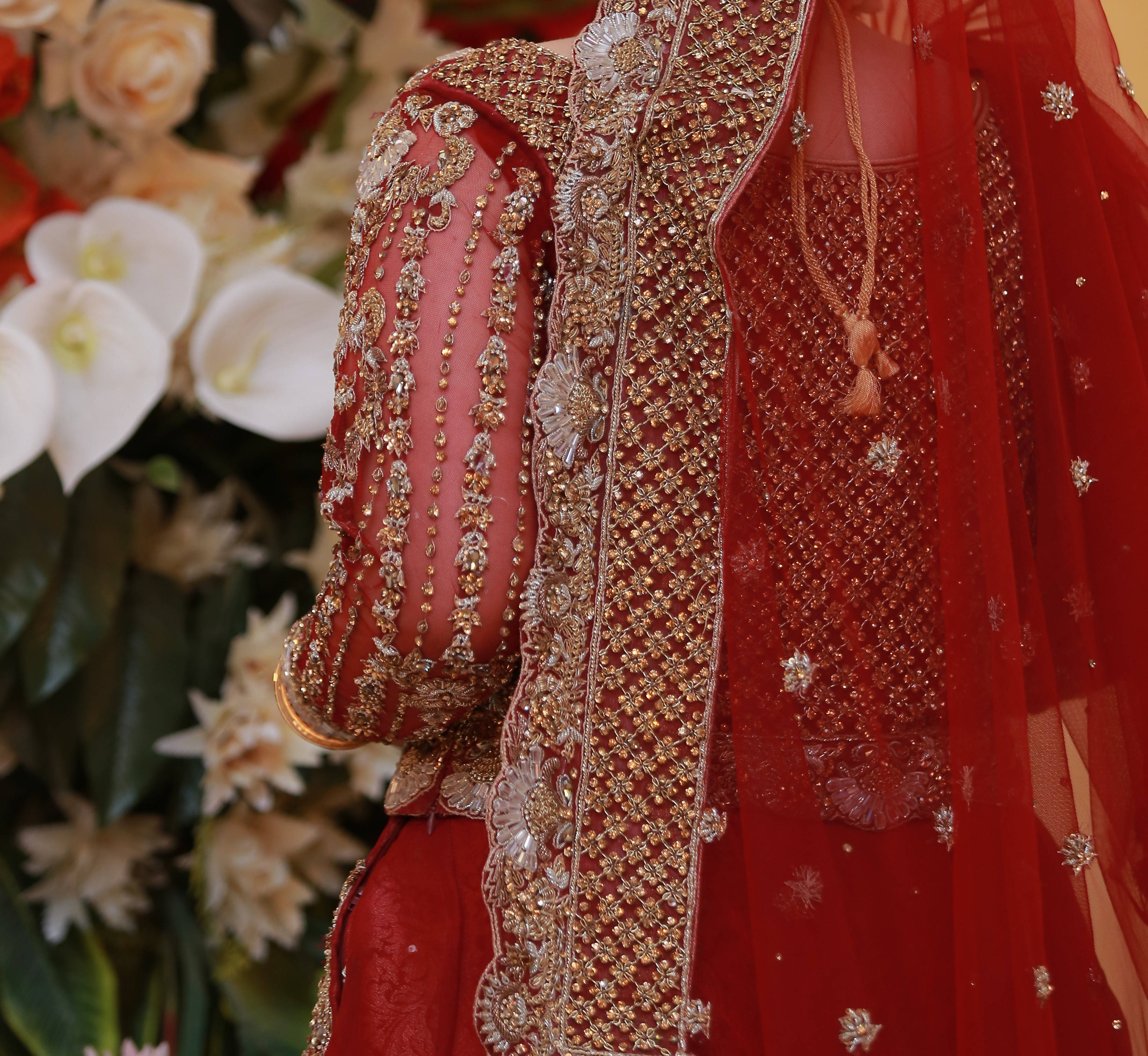 Ahmad Sultan | Heavy Bridal Lehenga | Women Bridals | Worn Once