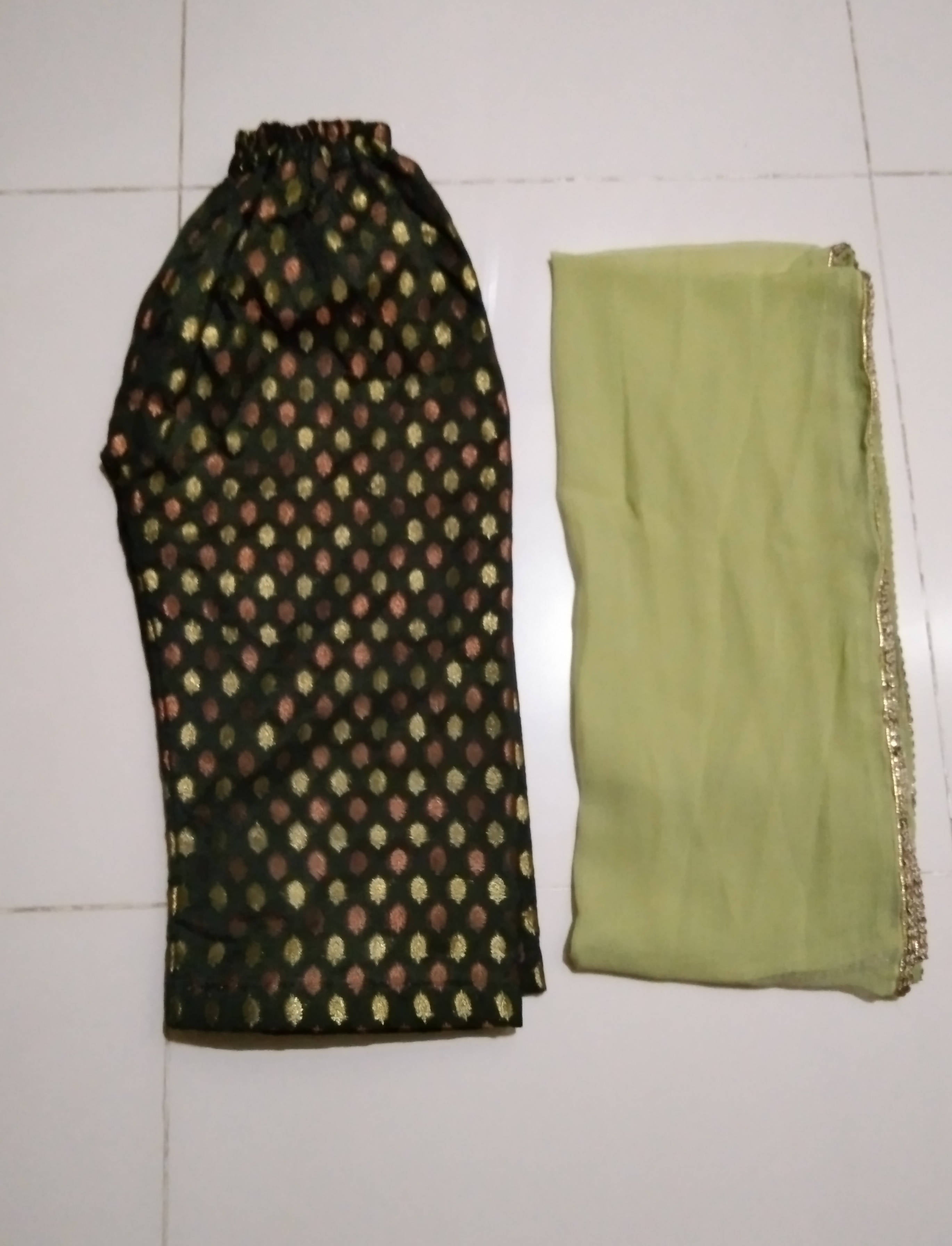 Apple pie green angharkha trouser dupatta | Girls Shalwar Kameez | Worn Once