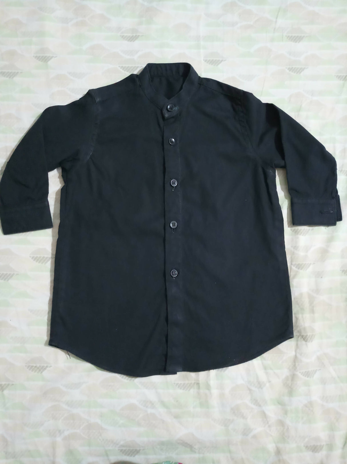 Black shirt for boys | Kids | Boys Tops & Shirts | 2-3 Years| Preloved