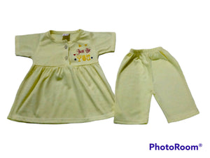 پیلے بچے کا فراک | بچے کے کپڑے سیٹ | ایک بار پہنا۔