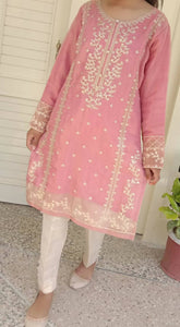 Pink Kurta With Trouser | Women Locally Made Formals | Medium | New