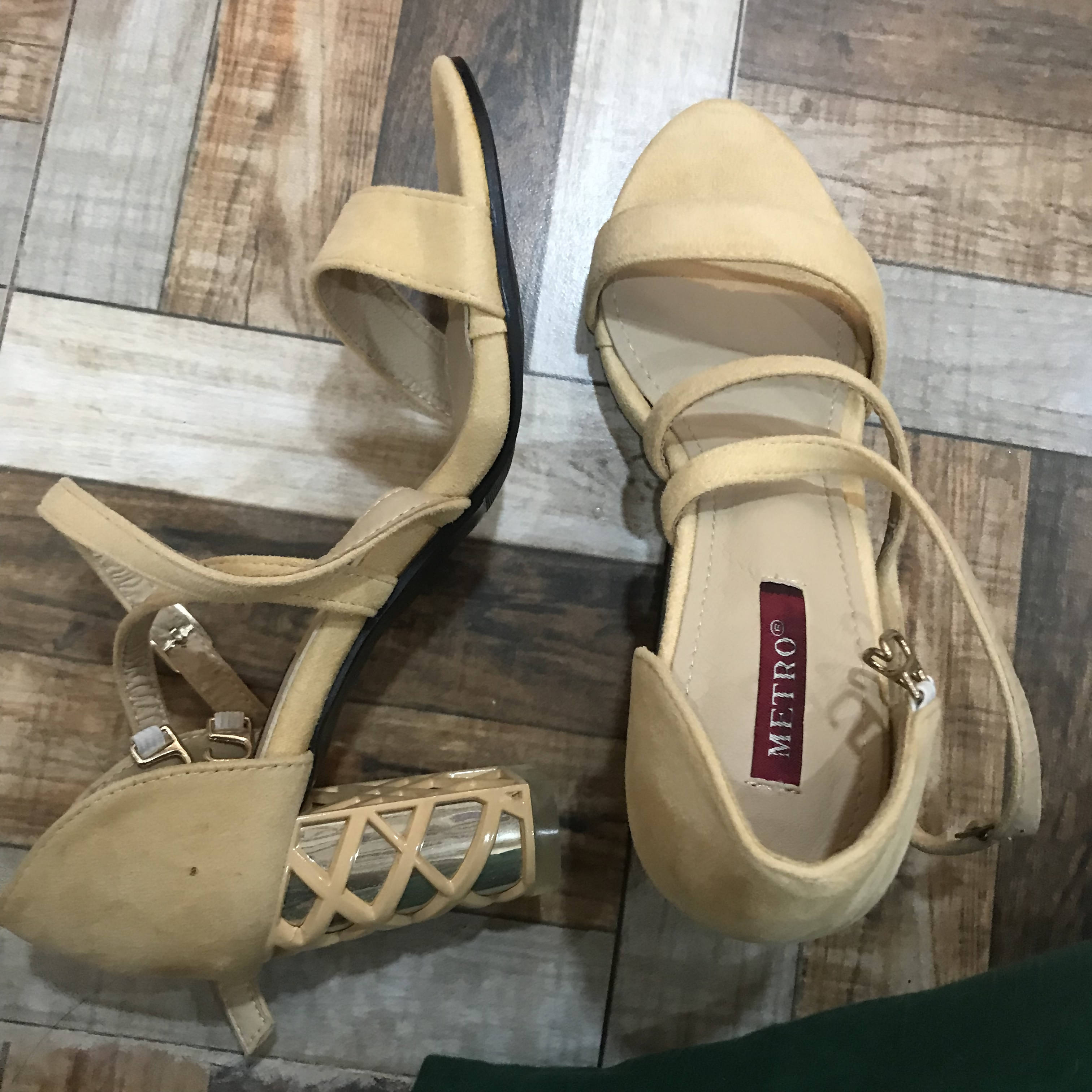 Metro | Beige heels in shade skin | Women Shoes | New