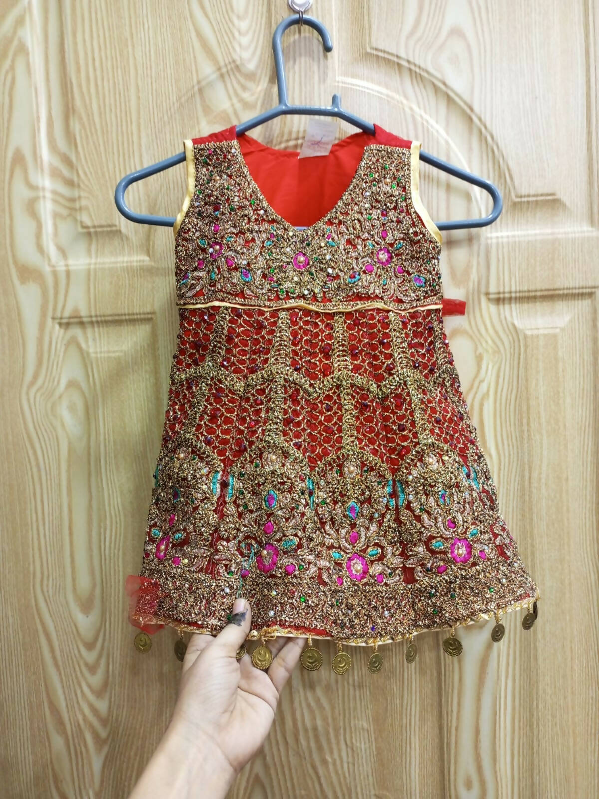 Red Fancy Girls Frok | Girls Skirts & Dresses | Size: 2 to 3 years Girls | Preloved