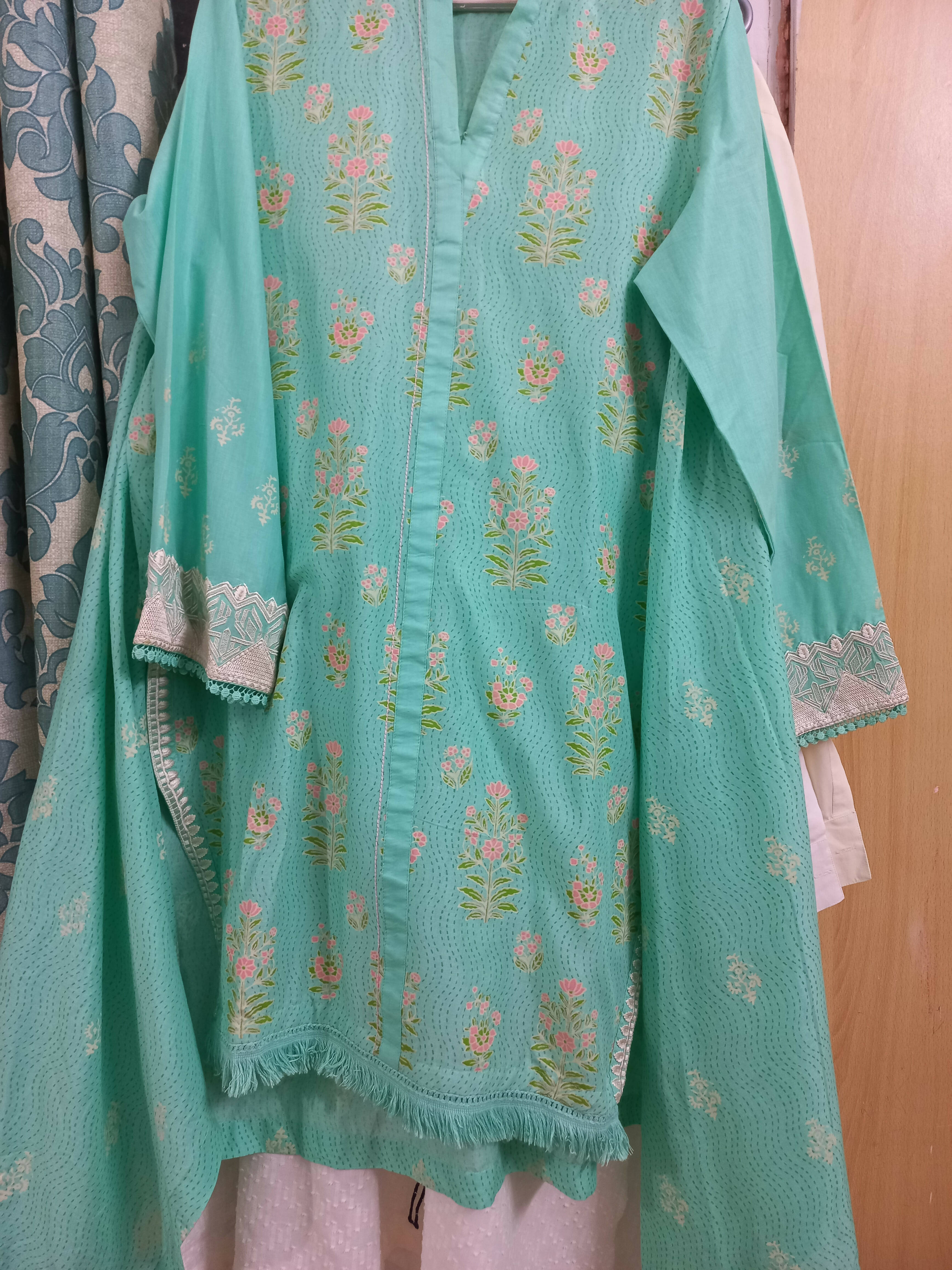 Junaid Jamshed | Women Branded Kurta | Medium | Worn Once