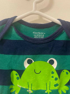 Gerber | Green Onesie 0-3 months | Kids Bodysuits & Onesies | Preloved