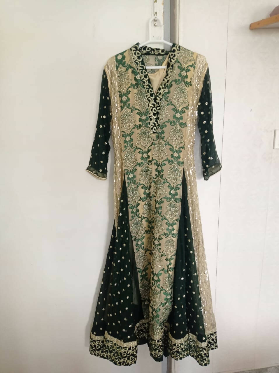 Green Maxi With Dupatta | Women Froks & Maxis | X-Small | Preloved