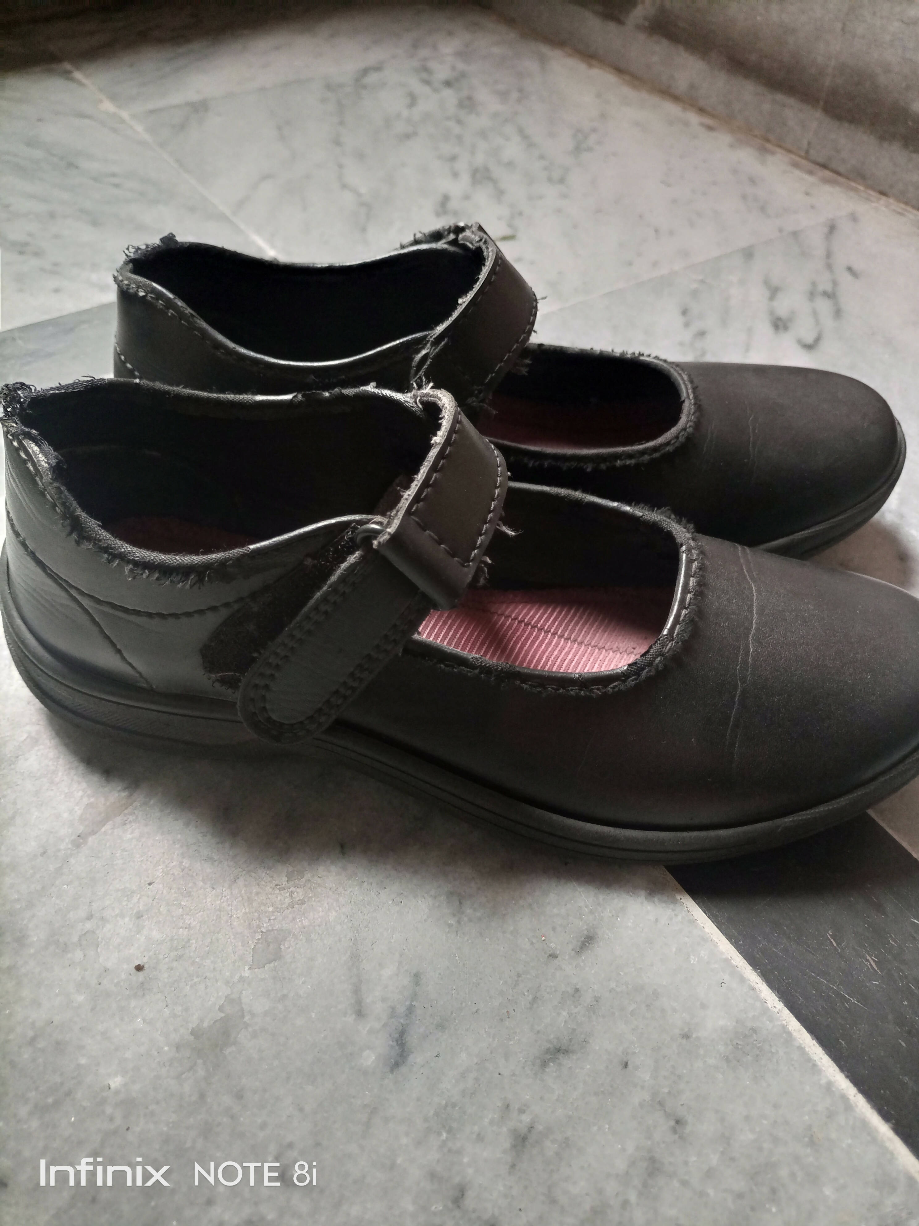 Bata black school on sale shoes for girl