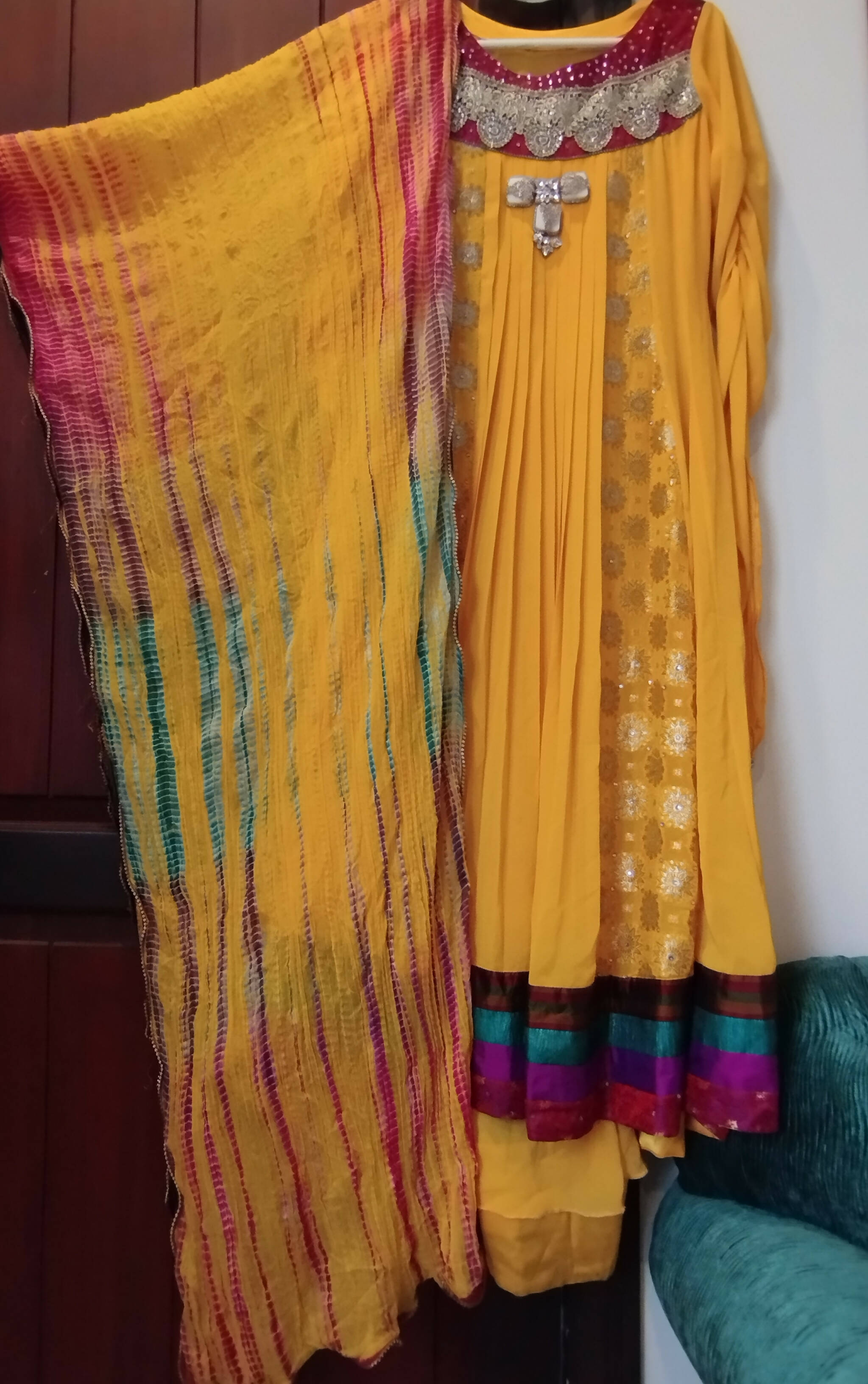 Rizwan Moazzam | Party Wear Long Tail Dress | Women Branded Formals | Medium | Preloved