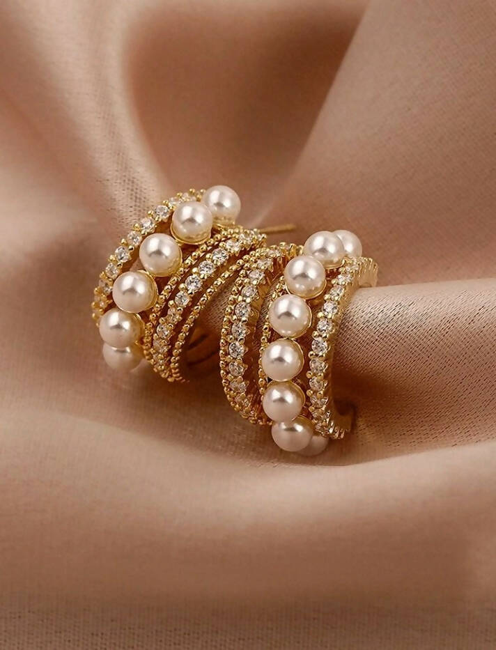 SHEIN | stud tops pearl earrings | Women Jewelry | Brand New