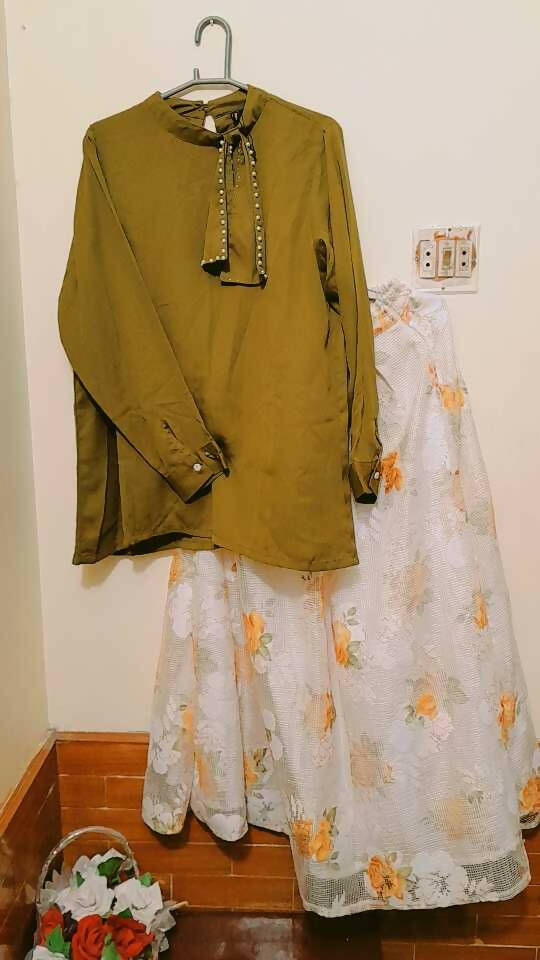 Beautiful Shirt & Skirt Dress | Women Locally Made Formals | Medium | Preloved