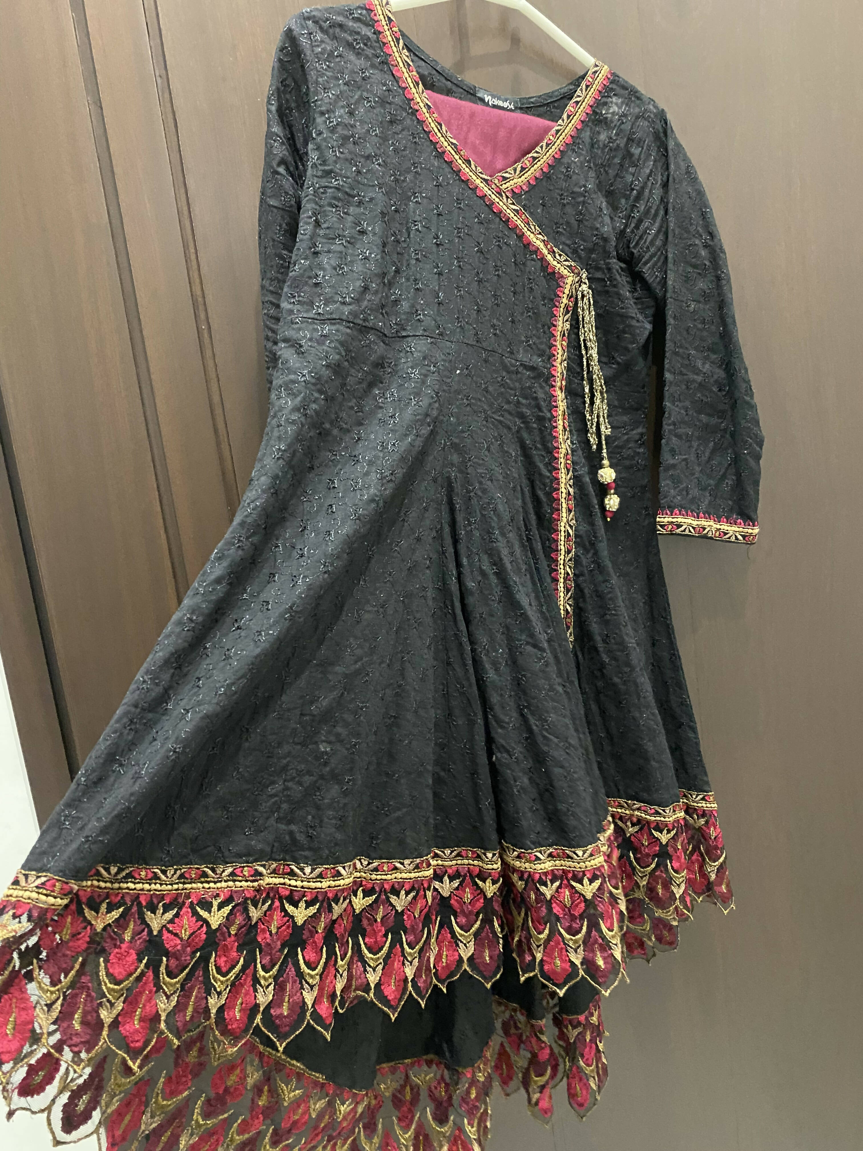 Nakoosh | Black Embroidered frock with dupatta | Women Branded Formals | Preloved