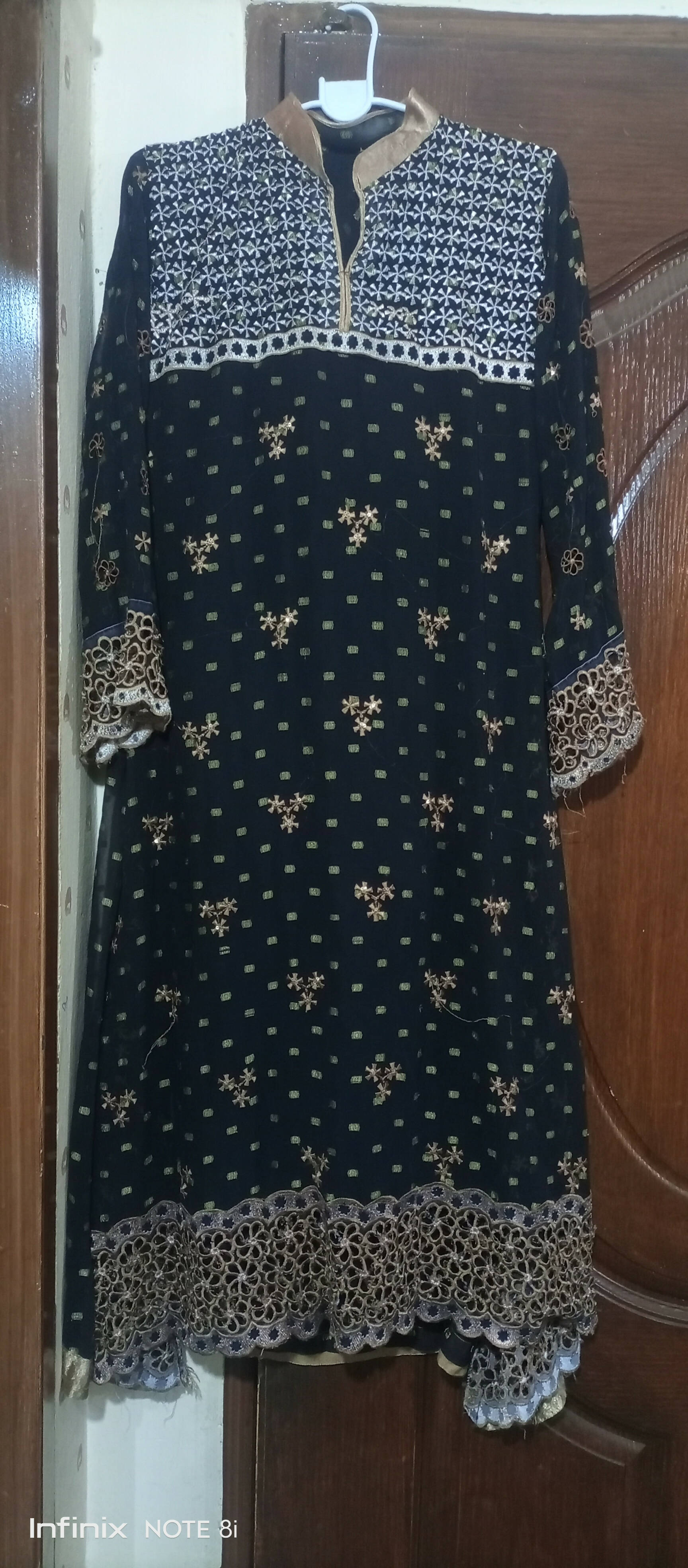 Chiffon 3 PC Suit | Women Locally Made Formals | Medium | Worn Once