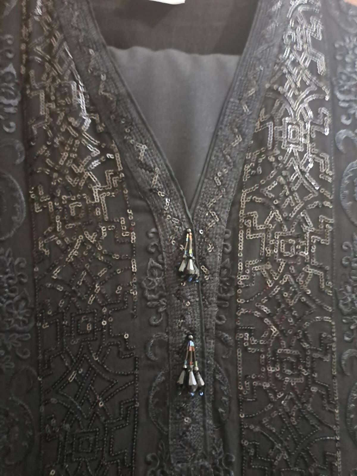 Black Fully Embroidered Suit | Women Locally Made Formals | Medium | Worn Once